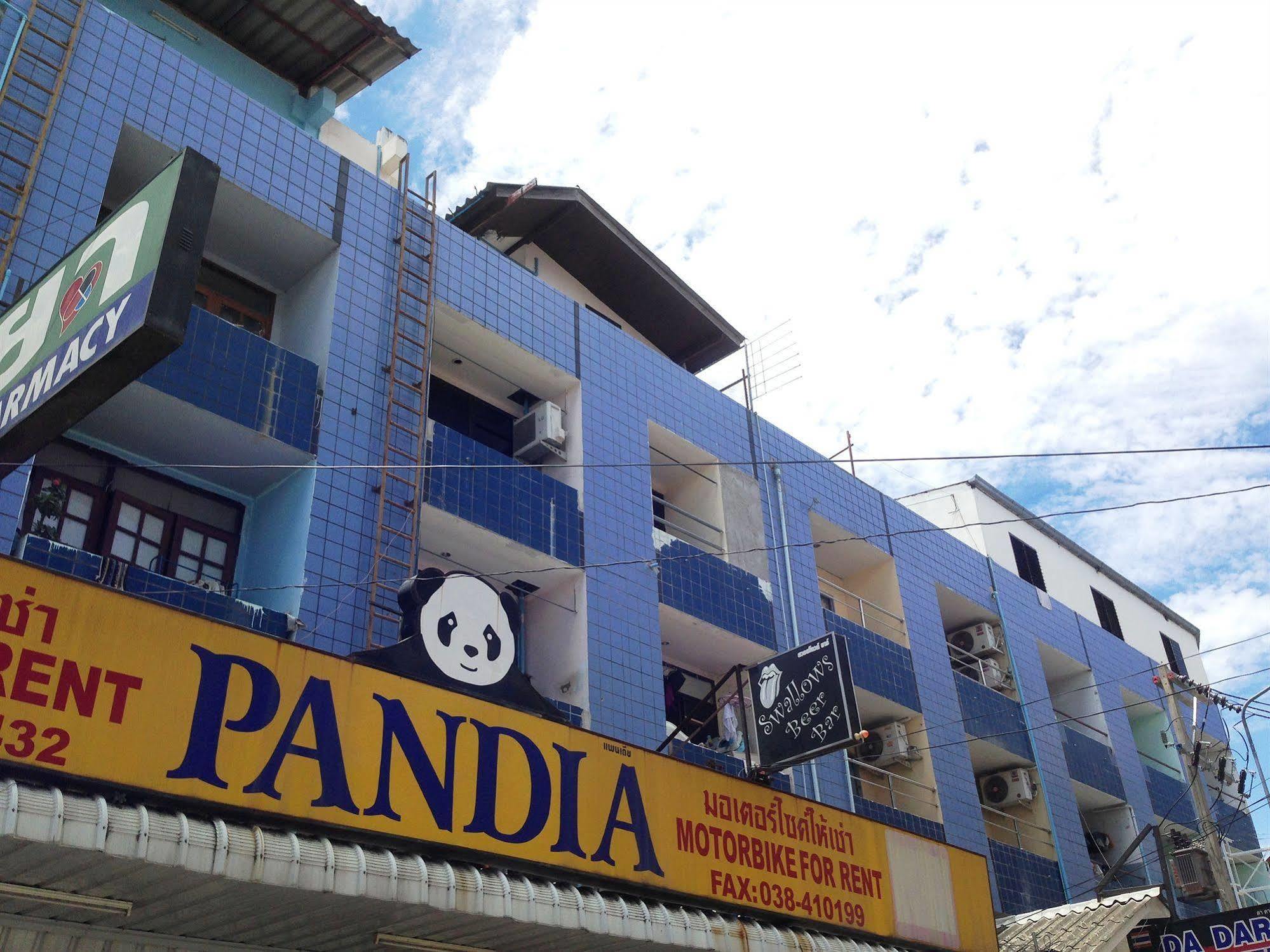 Pandia House Guest house *