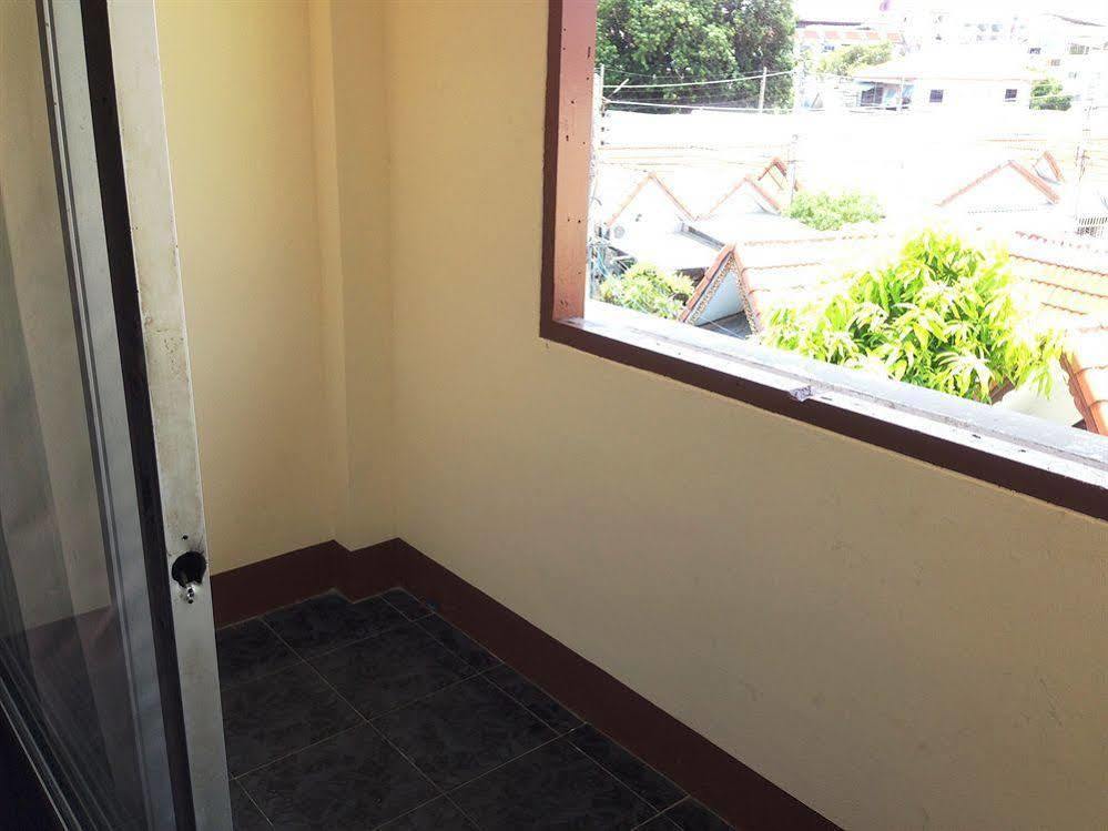 Pandia House