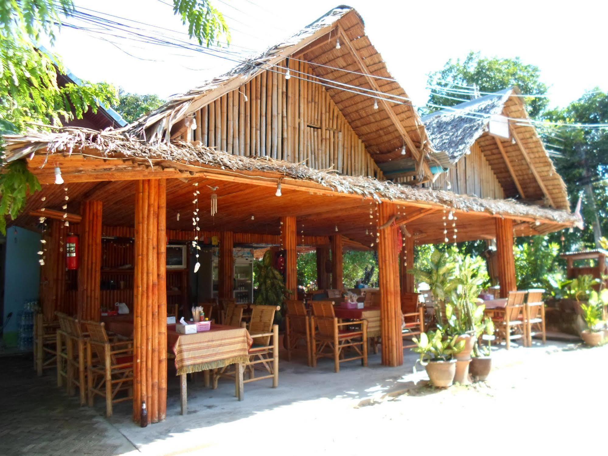 Resort Baan Kuasakul Mae Nam