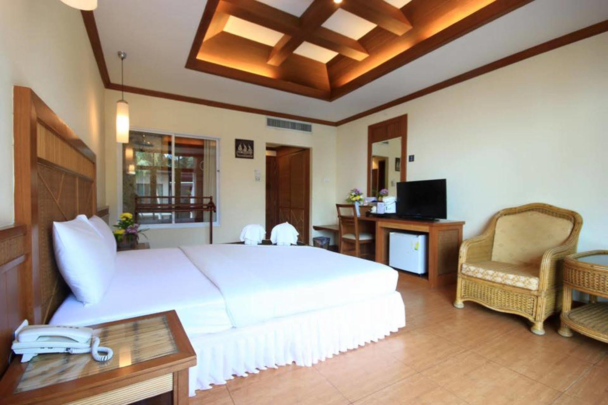 Hotel Mac 3*