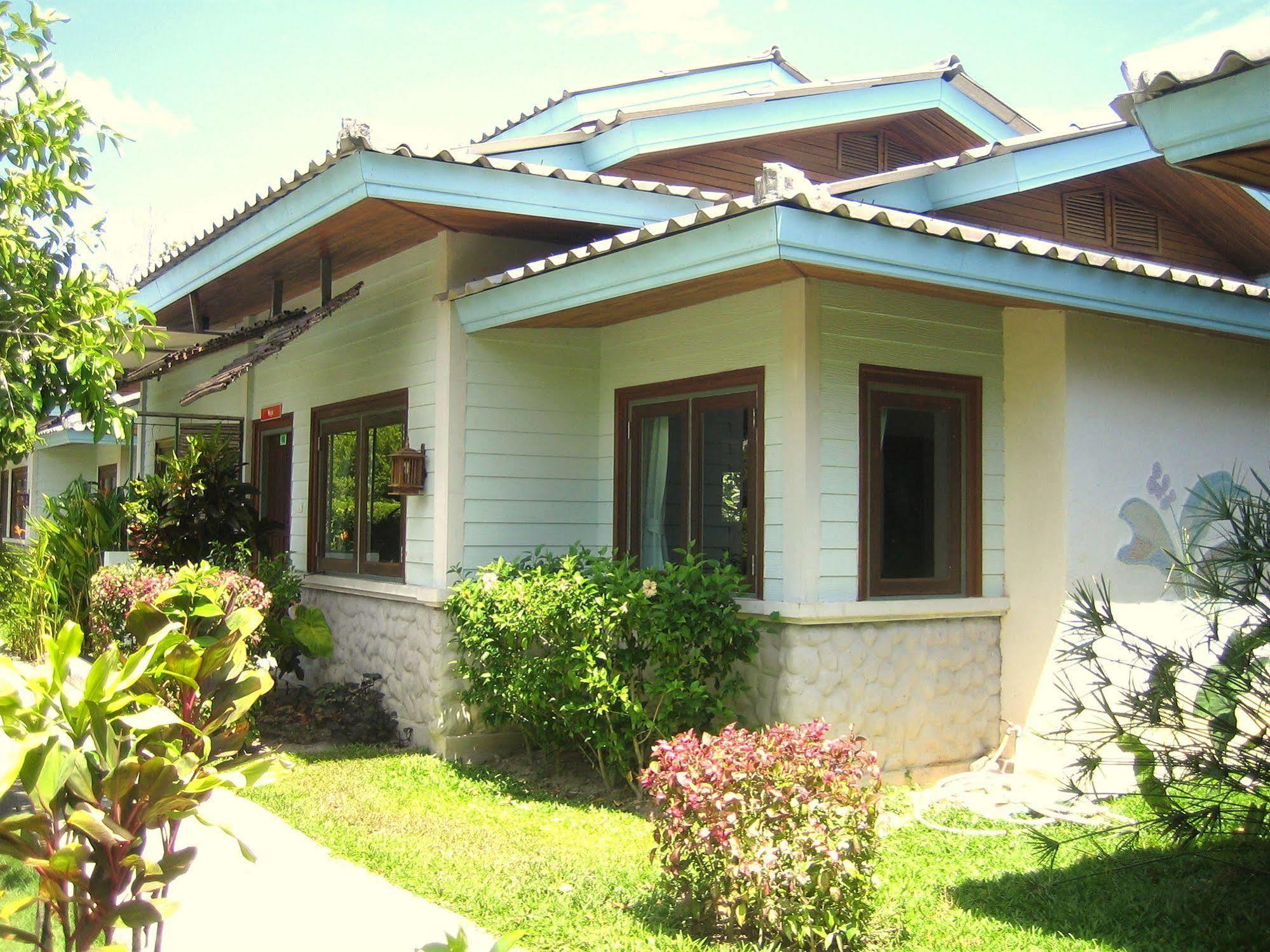 The Samui Native Mae Nam
