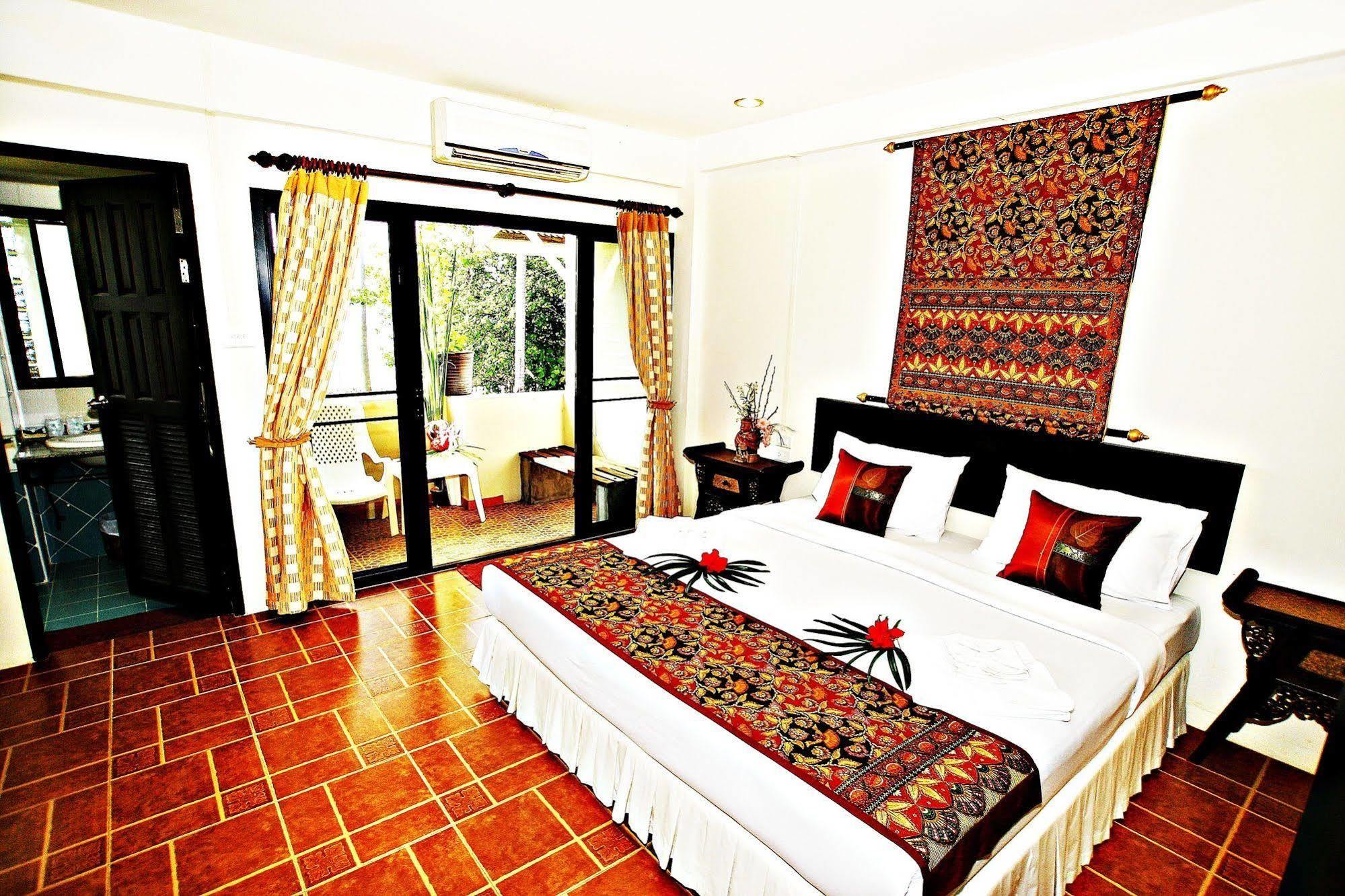 Hostel Aloha Lanta *