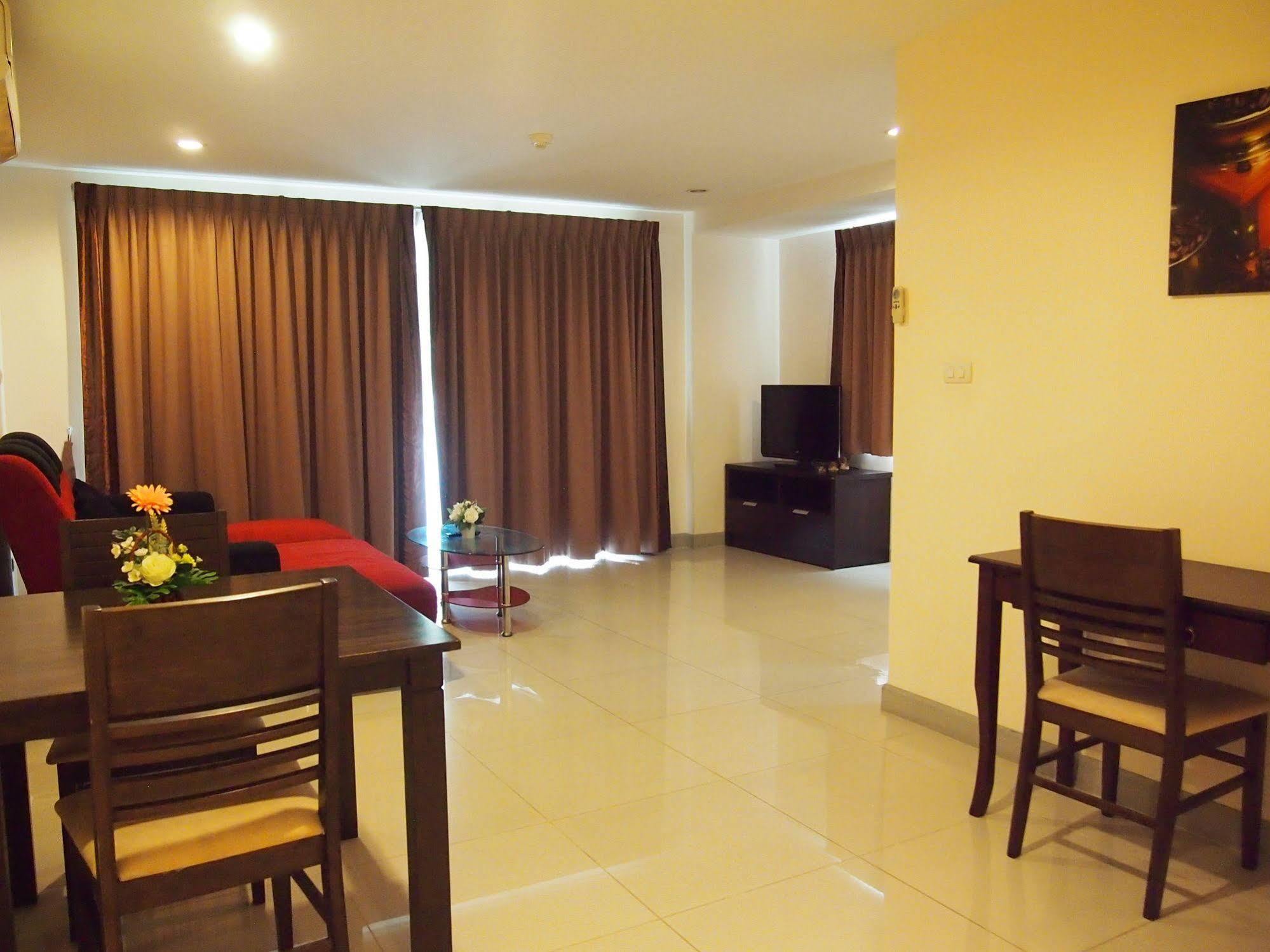 The Paradise Condominum * Jomtien Beach