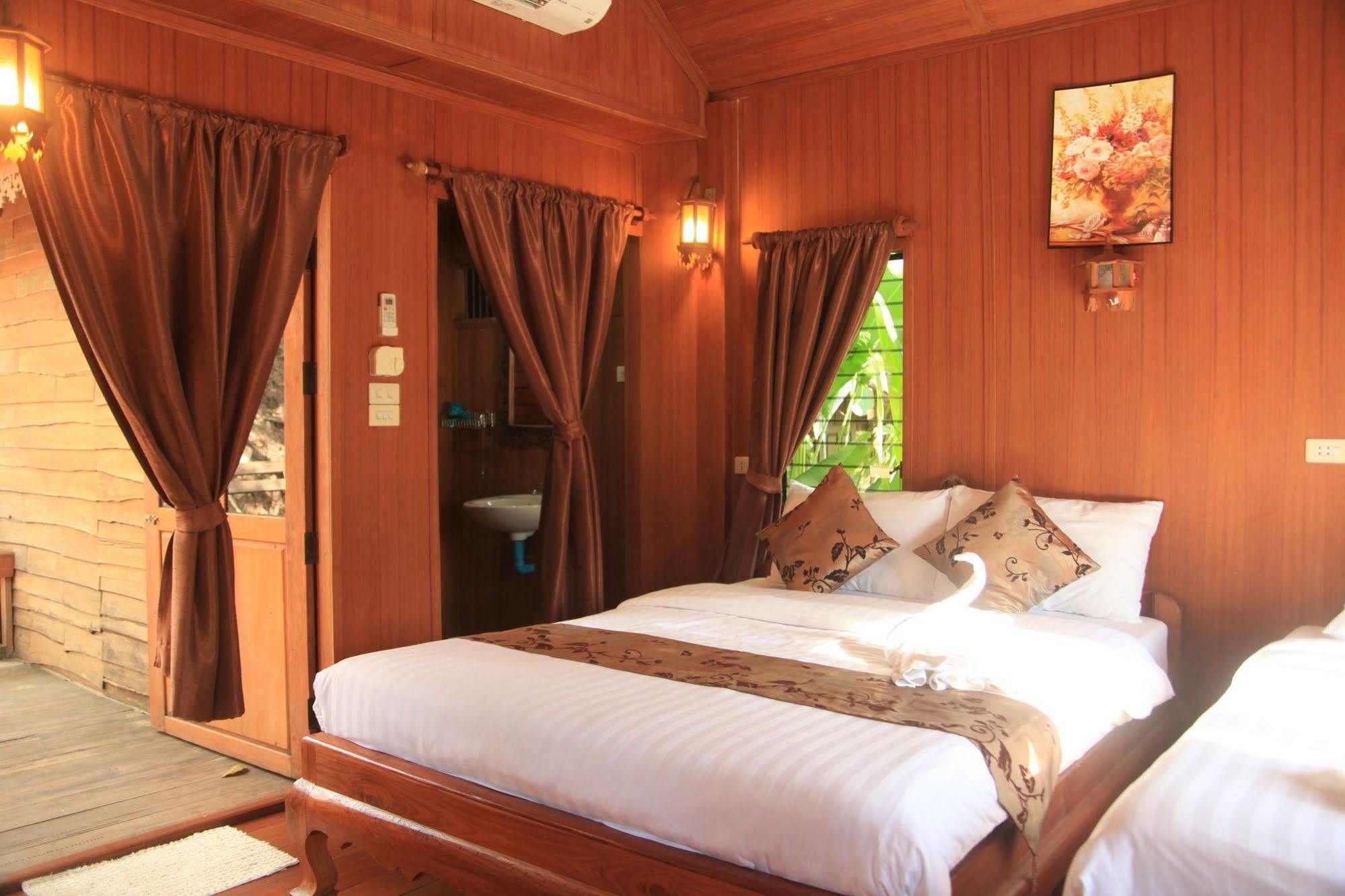 Treehouse Resort