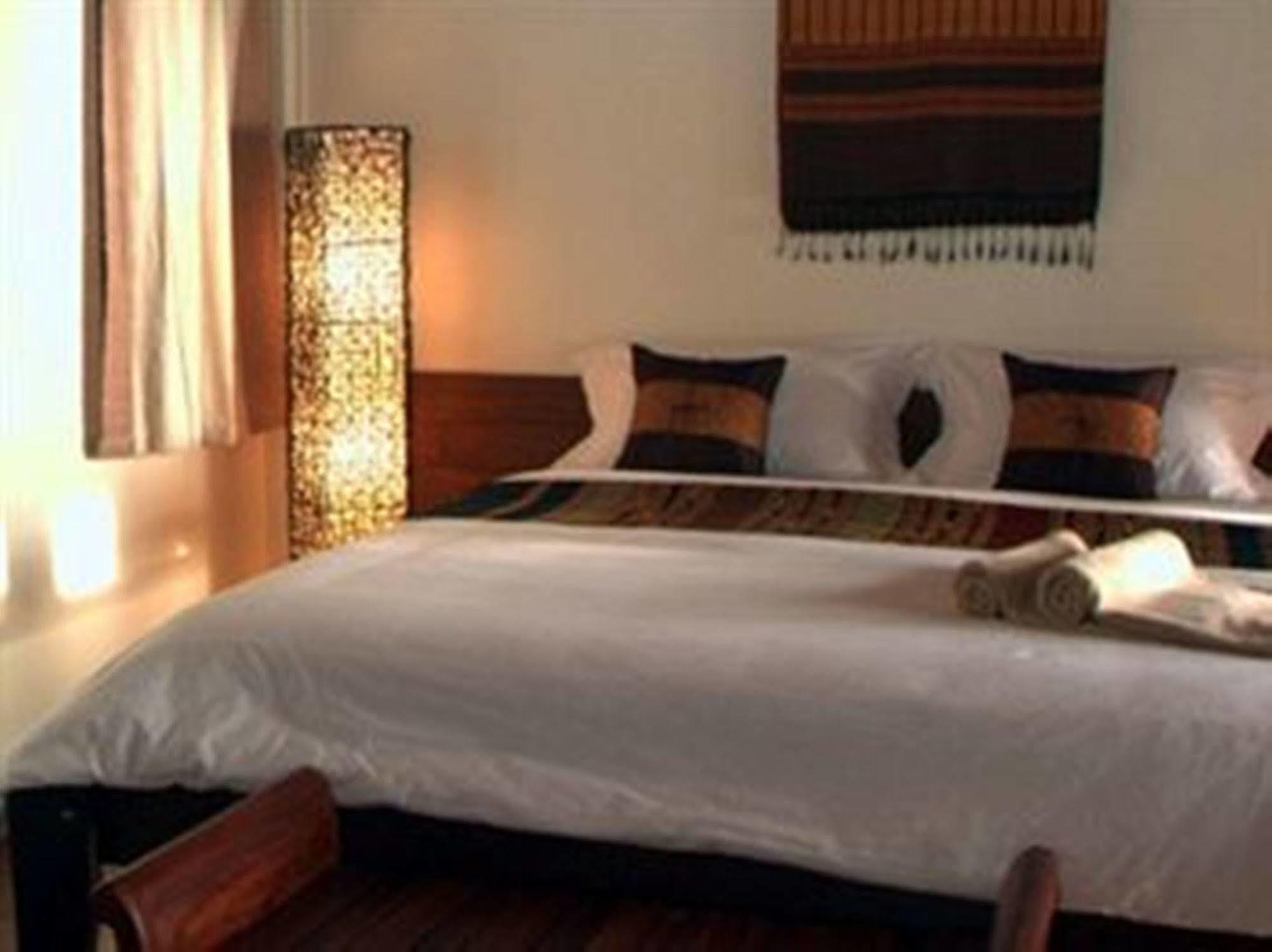 Sunset Cove Resort 2*