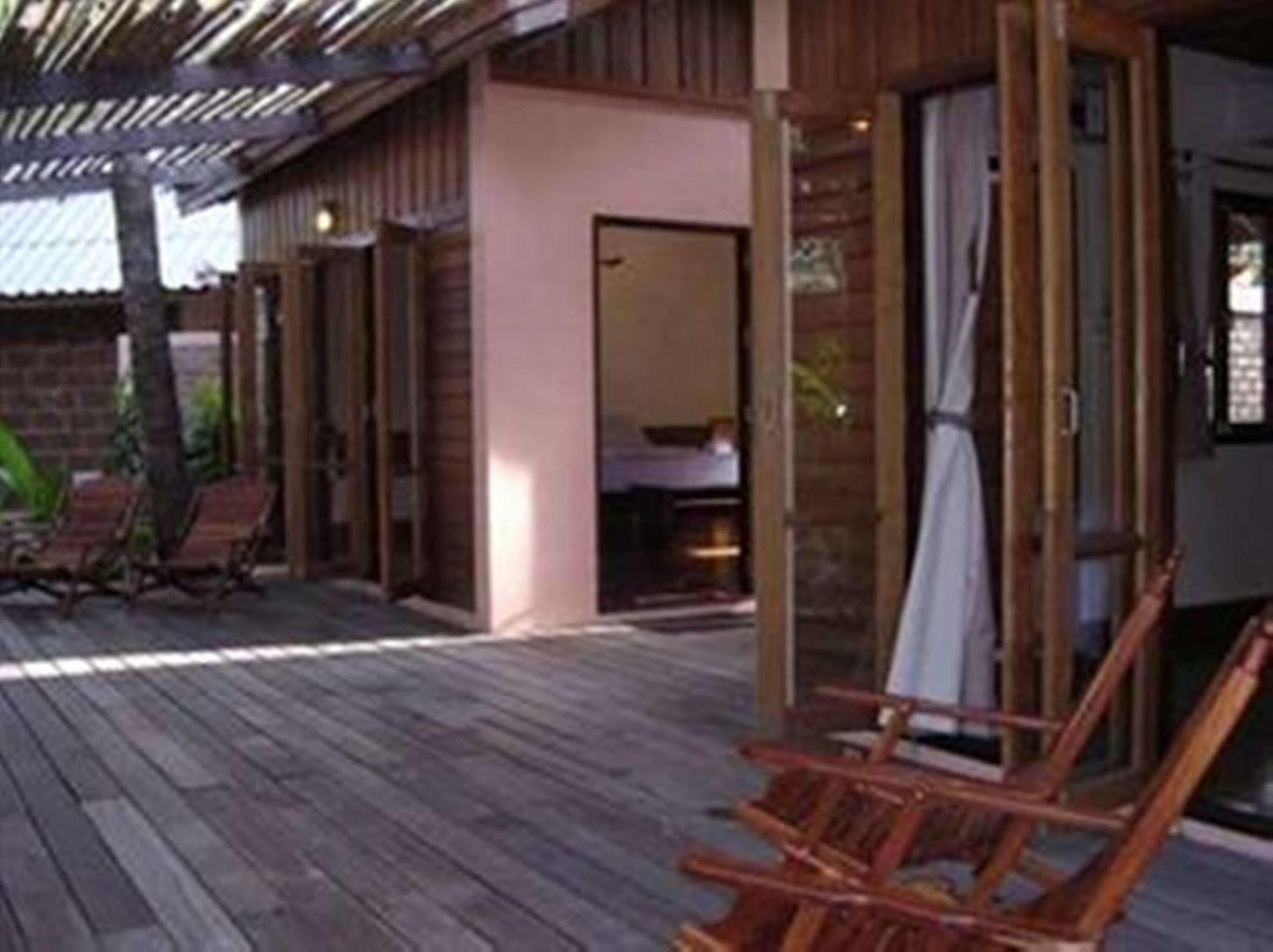 Sunset Cove Resort 2*
