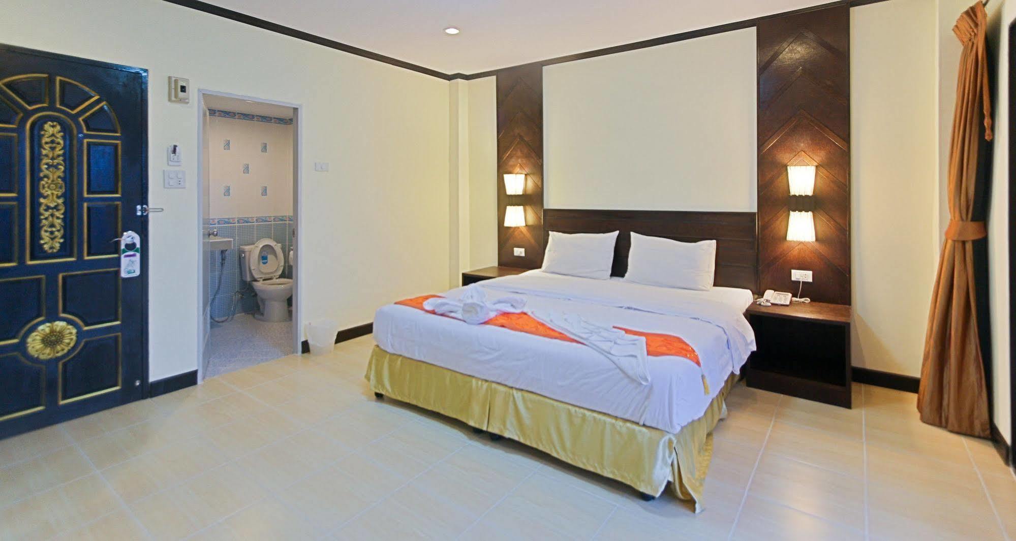 Absolute Phuket Casa de hóspedes 3*