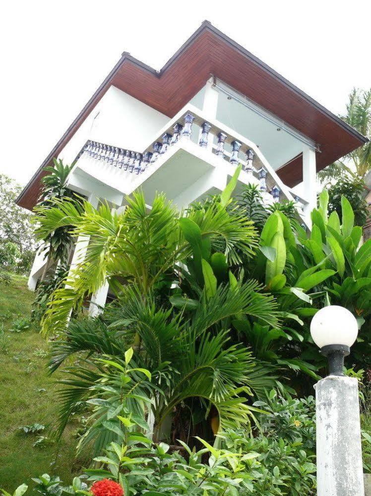 Hinkong Hut Ko Pha Ngan