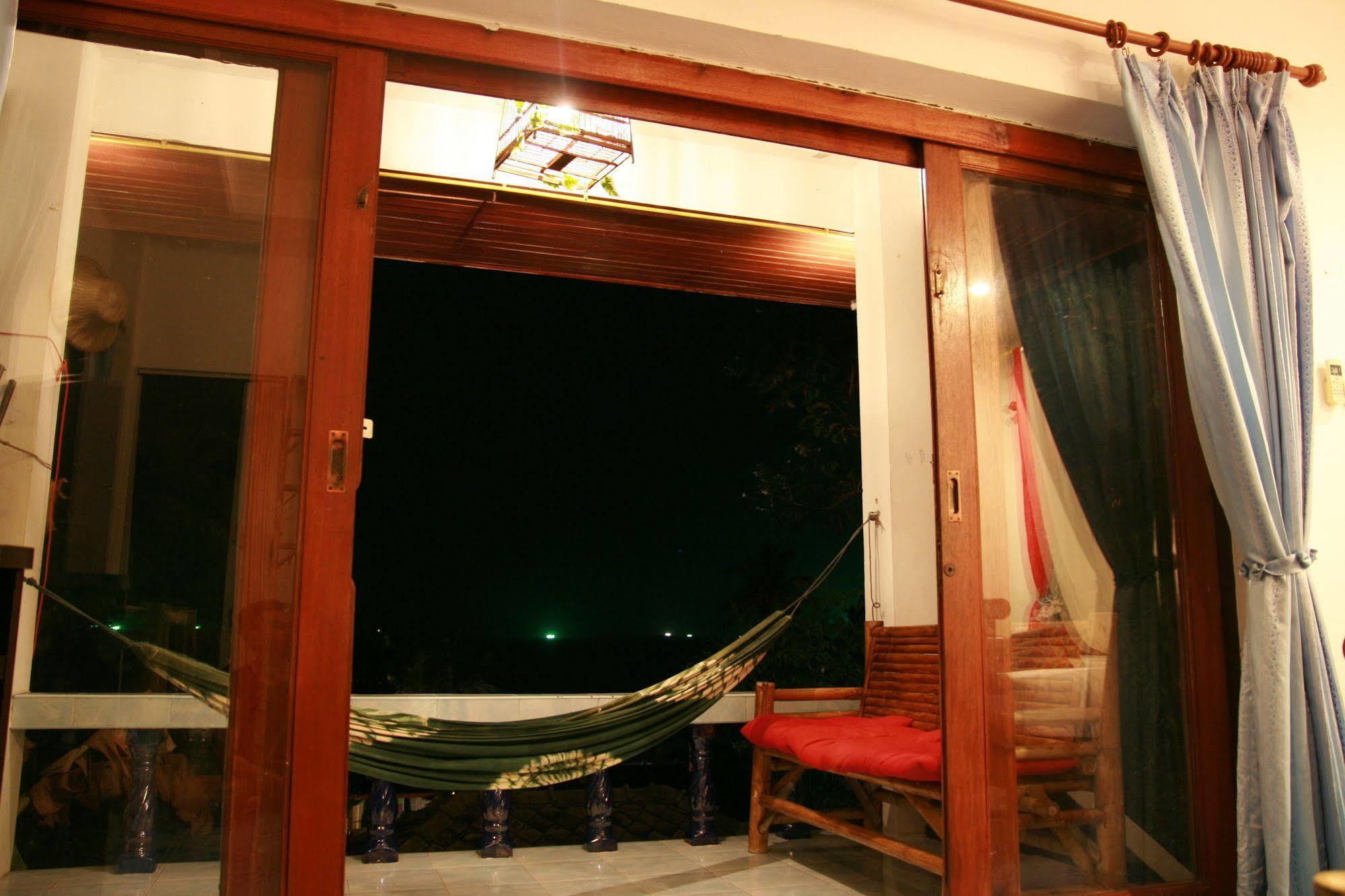 Hinkong Hut Resort 2*