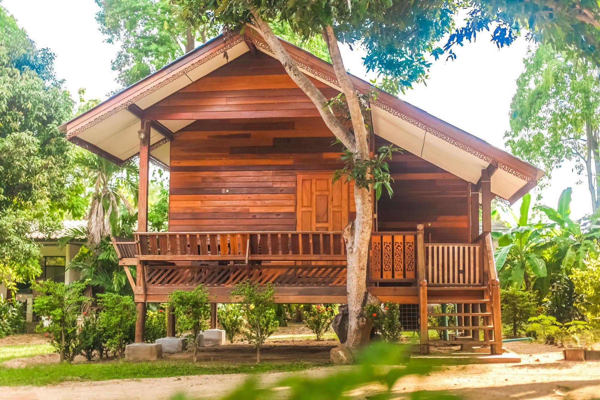 Baan Boonrod Lamai Beach (Koh Samui)