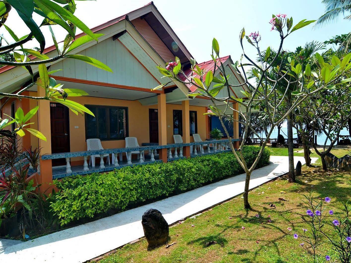 Hotel Lanta Emerald