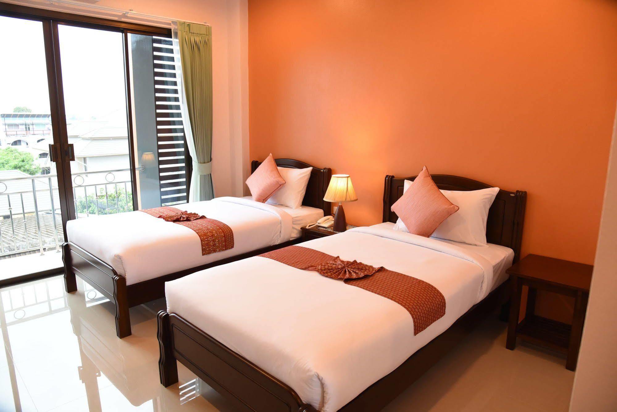 Phetpailin Hotel