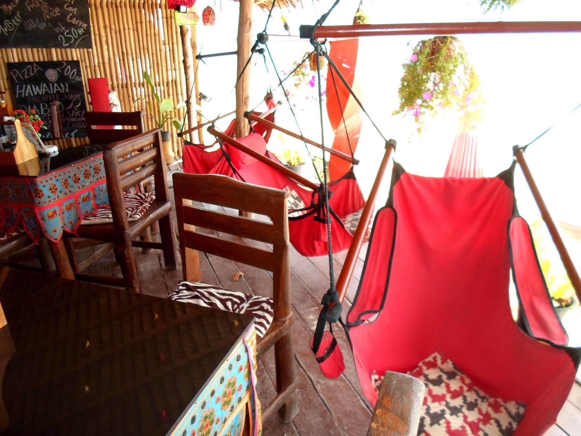 Hotel Tropical Footprints Koh Samui