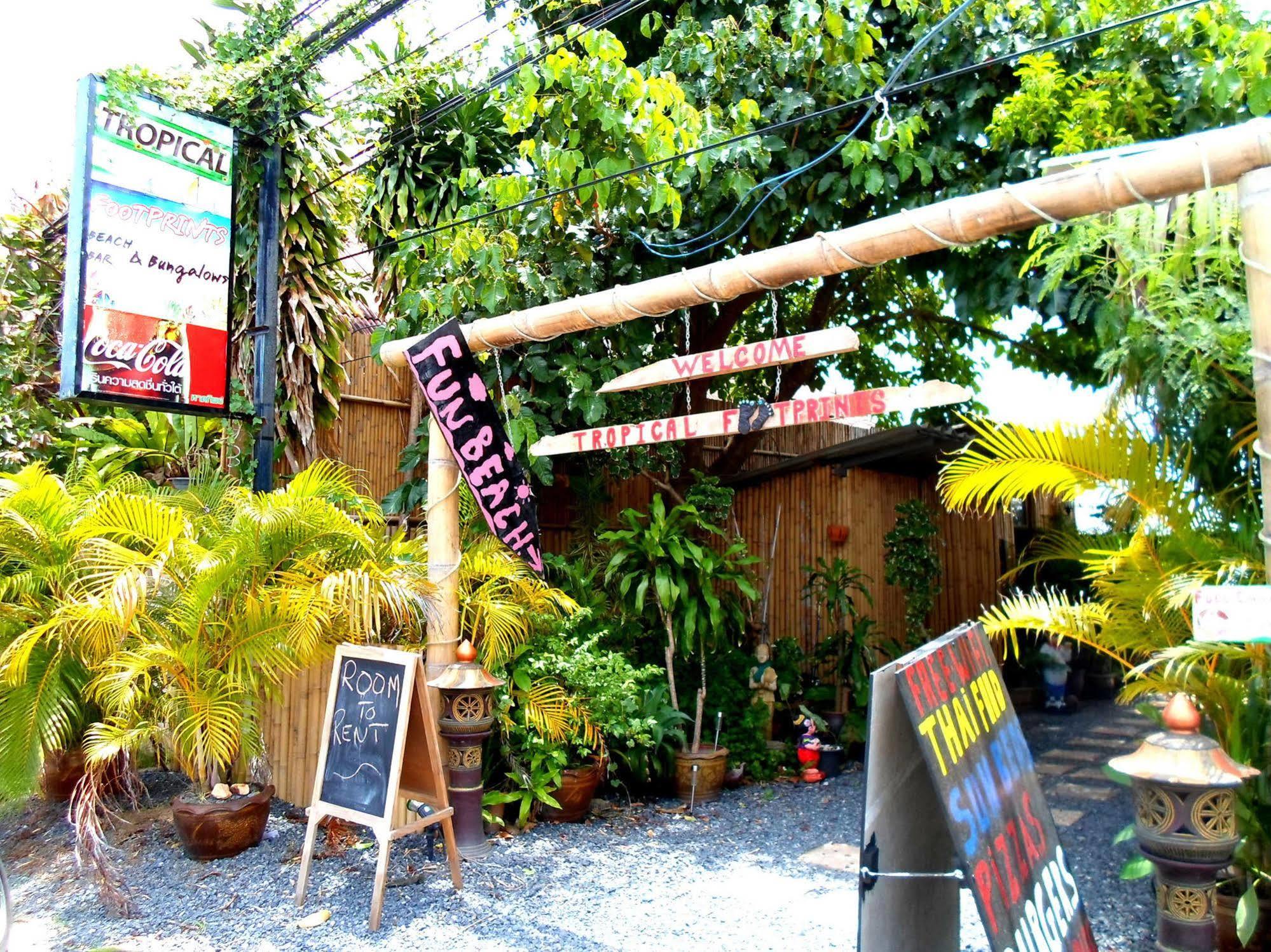 Hotel Tropical Footprints 2*