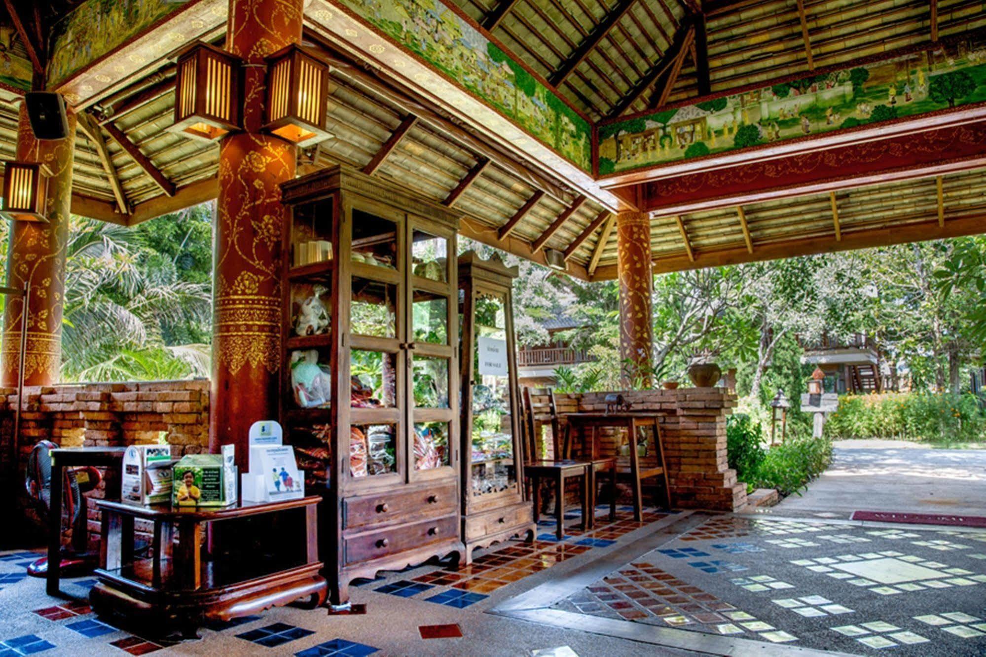 Resort Phowadol 4*
