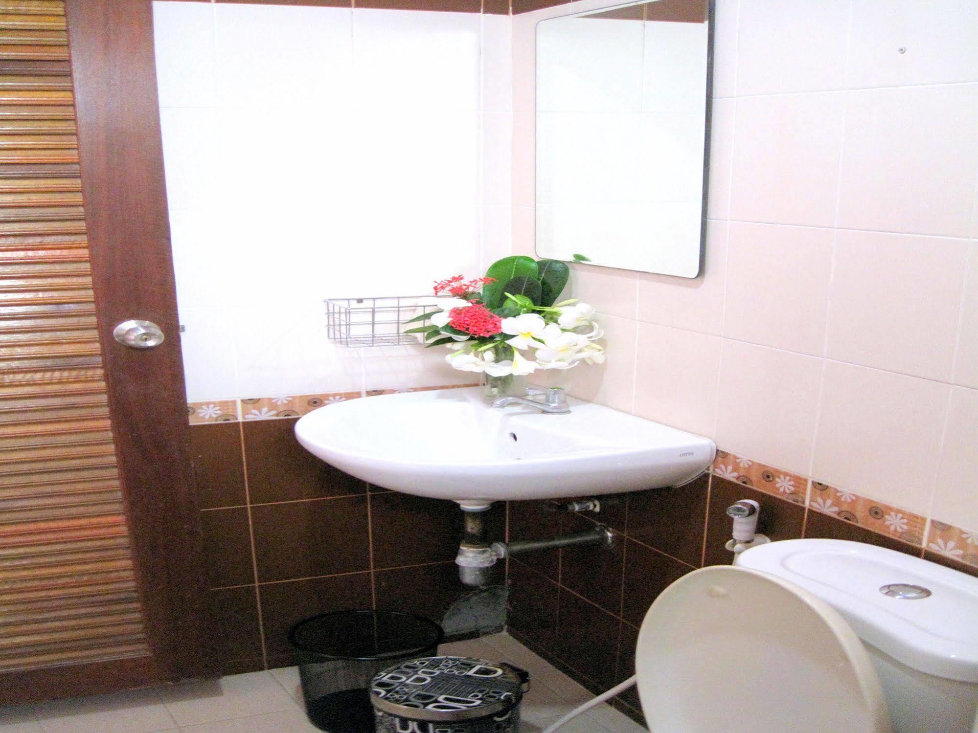 Hostel The Friendship Bophut