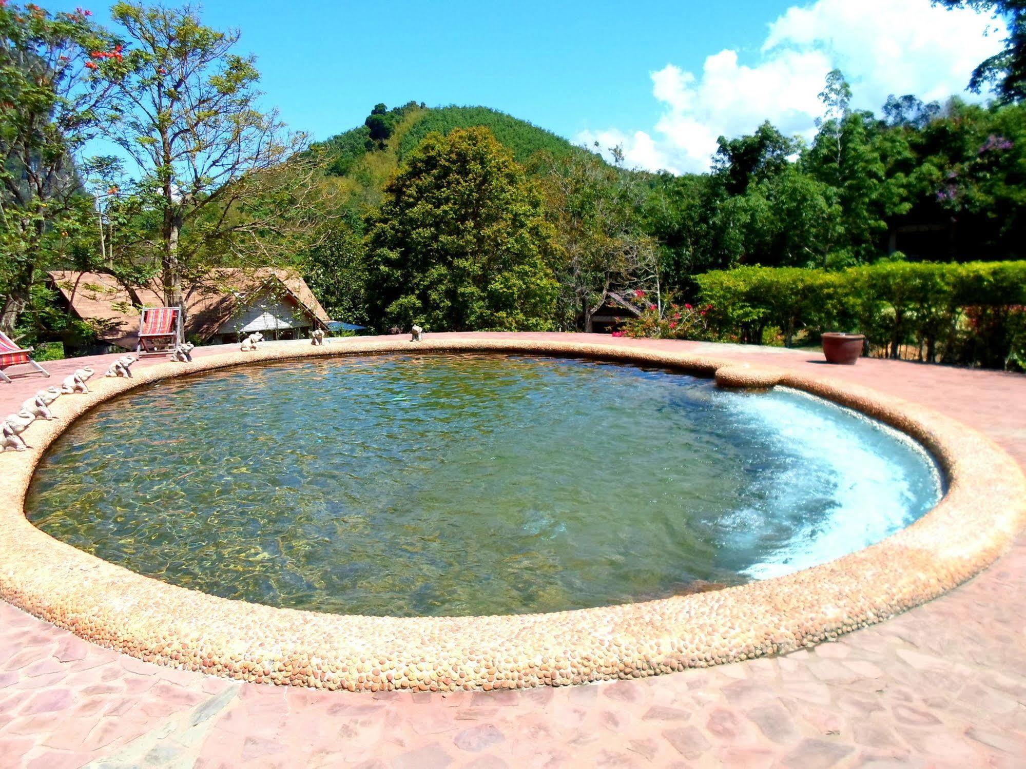 Hotel The Cliff & River Jungle 3*
