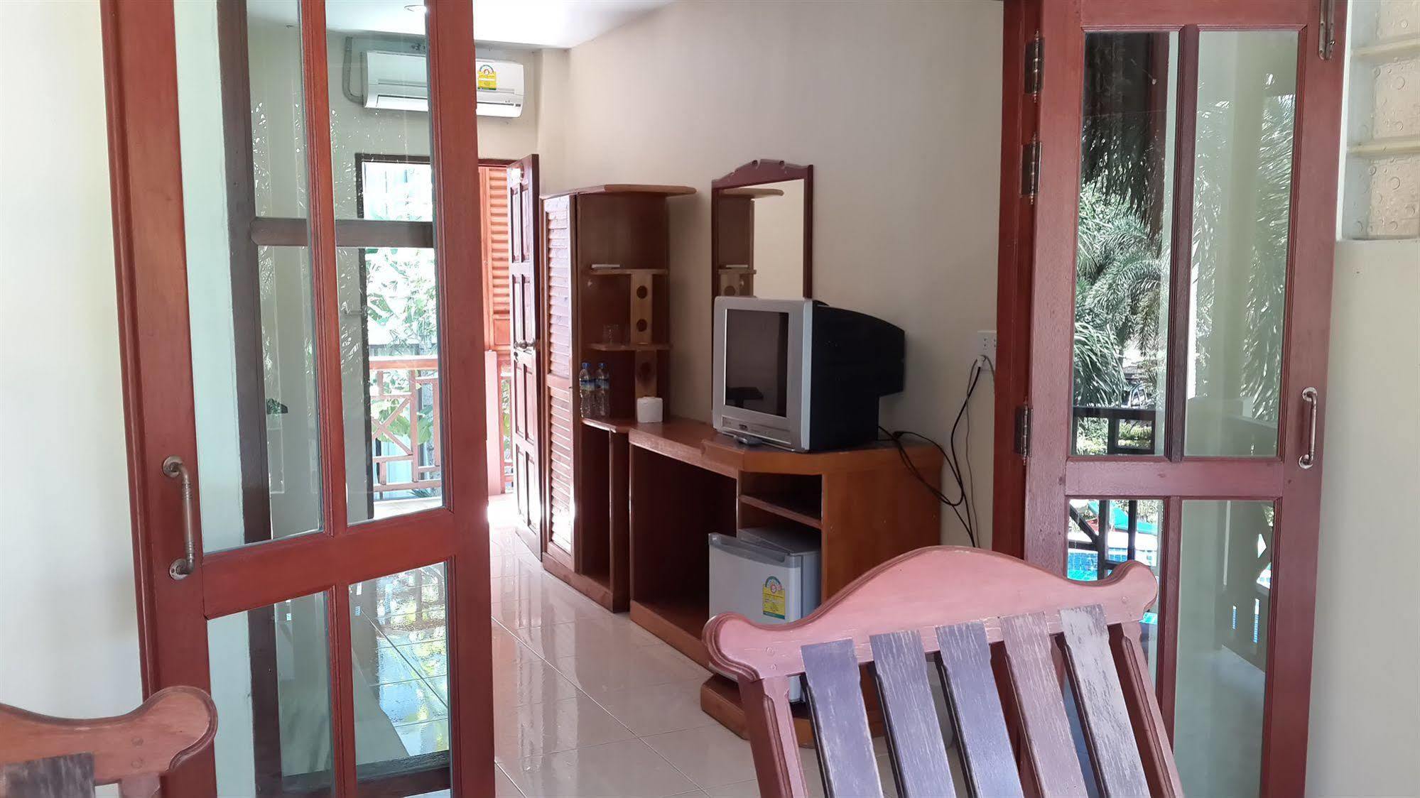 Guest house Rattana &