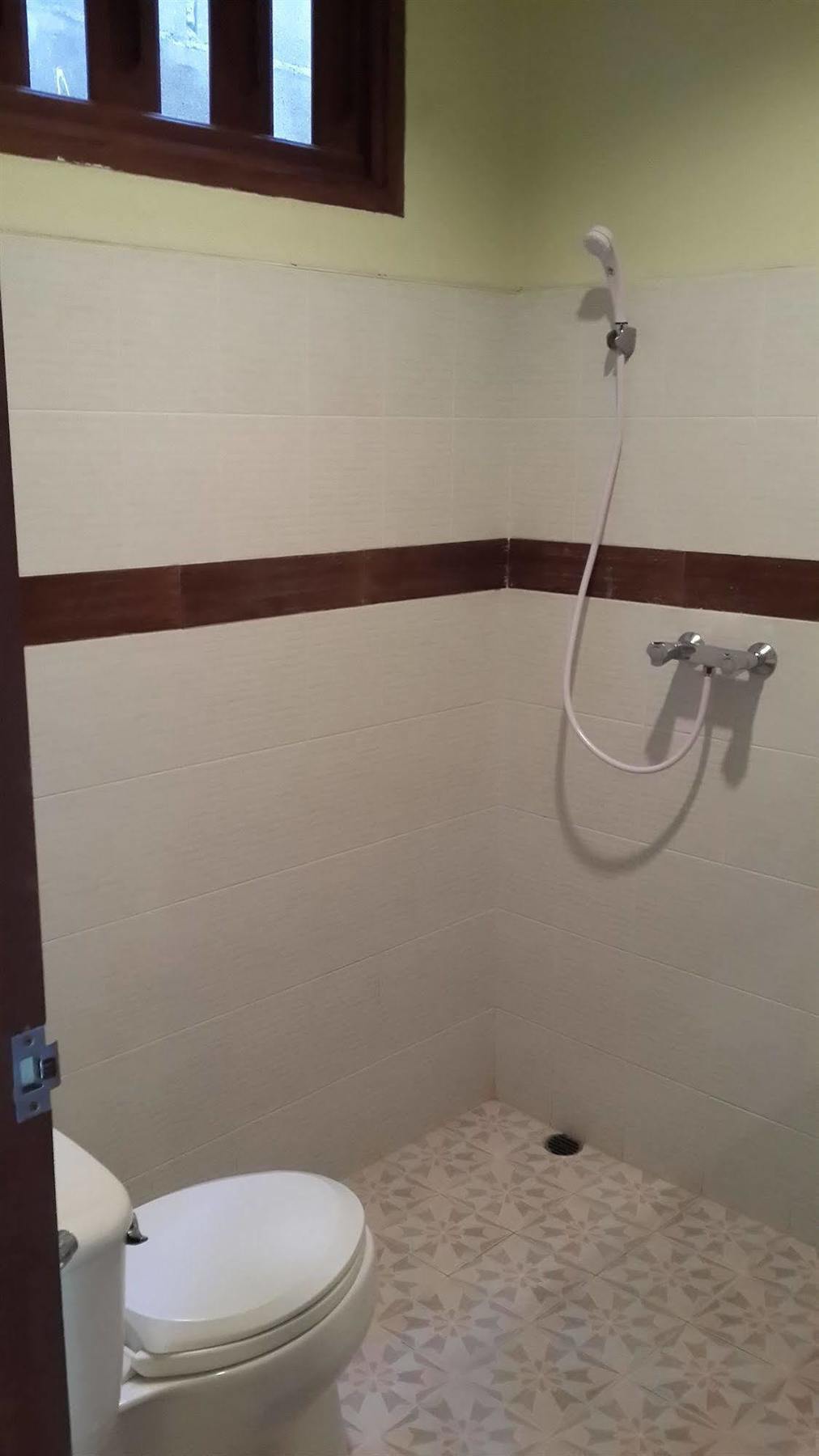 Guest house Rattana & 2*
