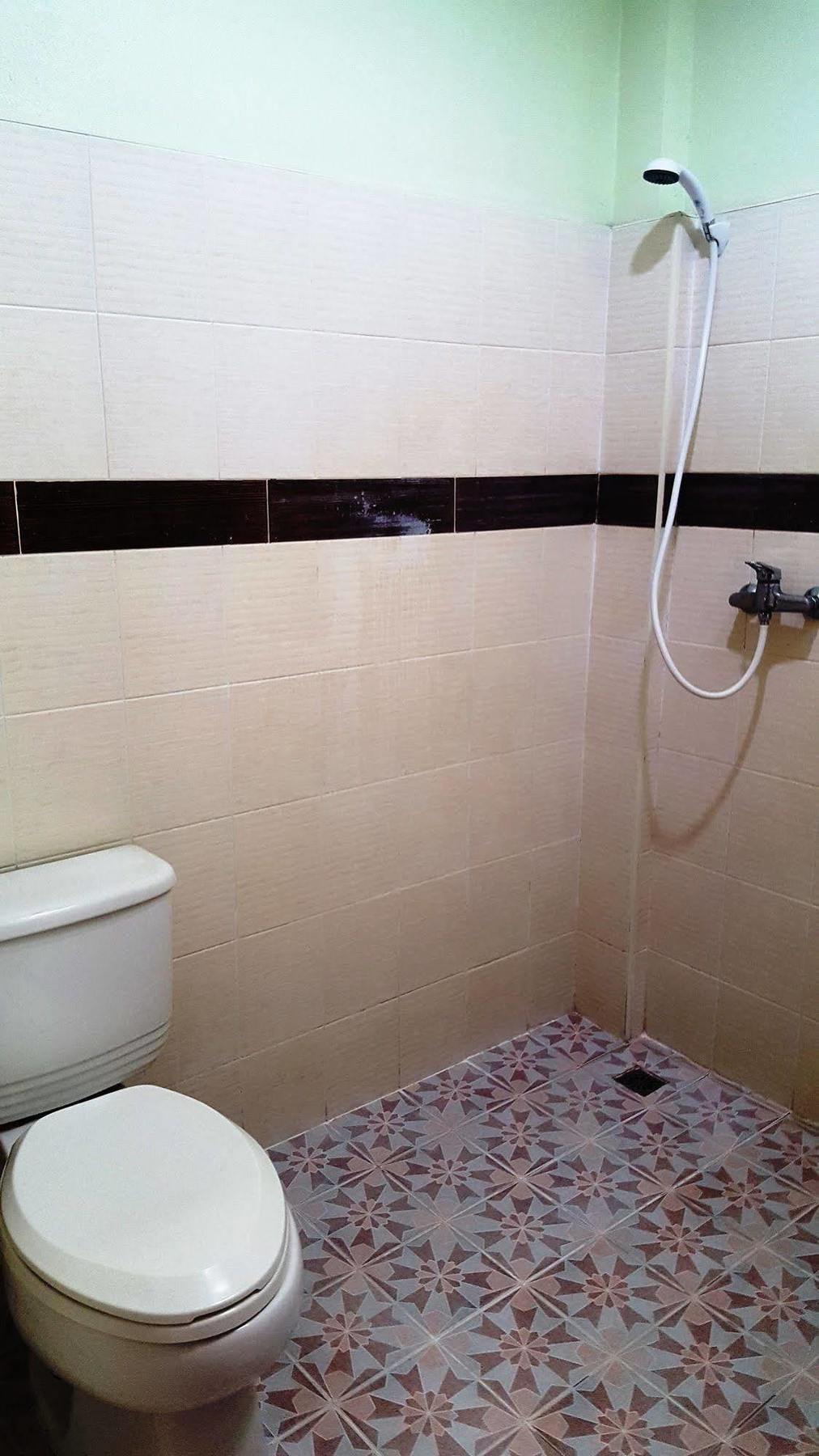 Guest house Rattana & 2*