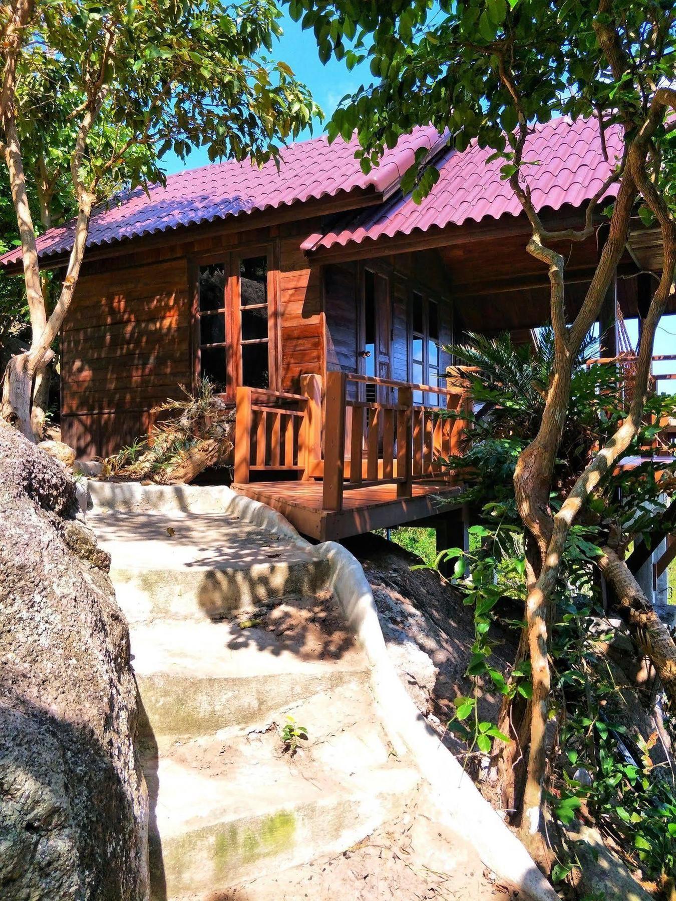 Moondance Magic View Resort Koh Tao