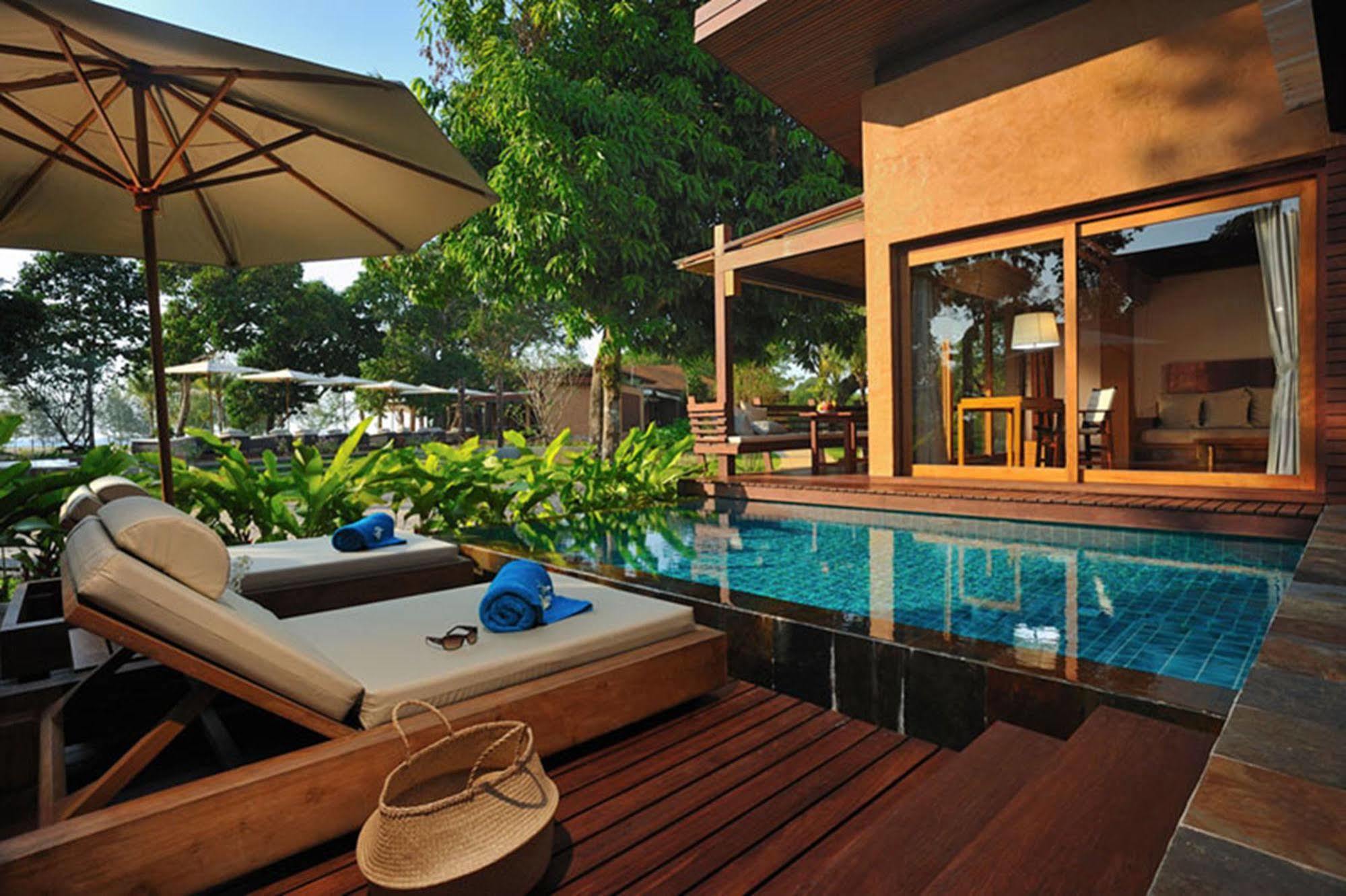 Wanakarn & Resort 5*