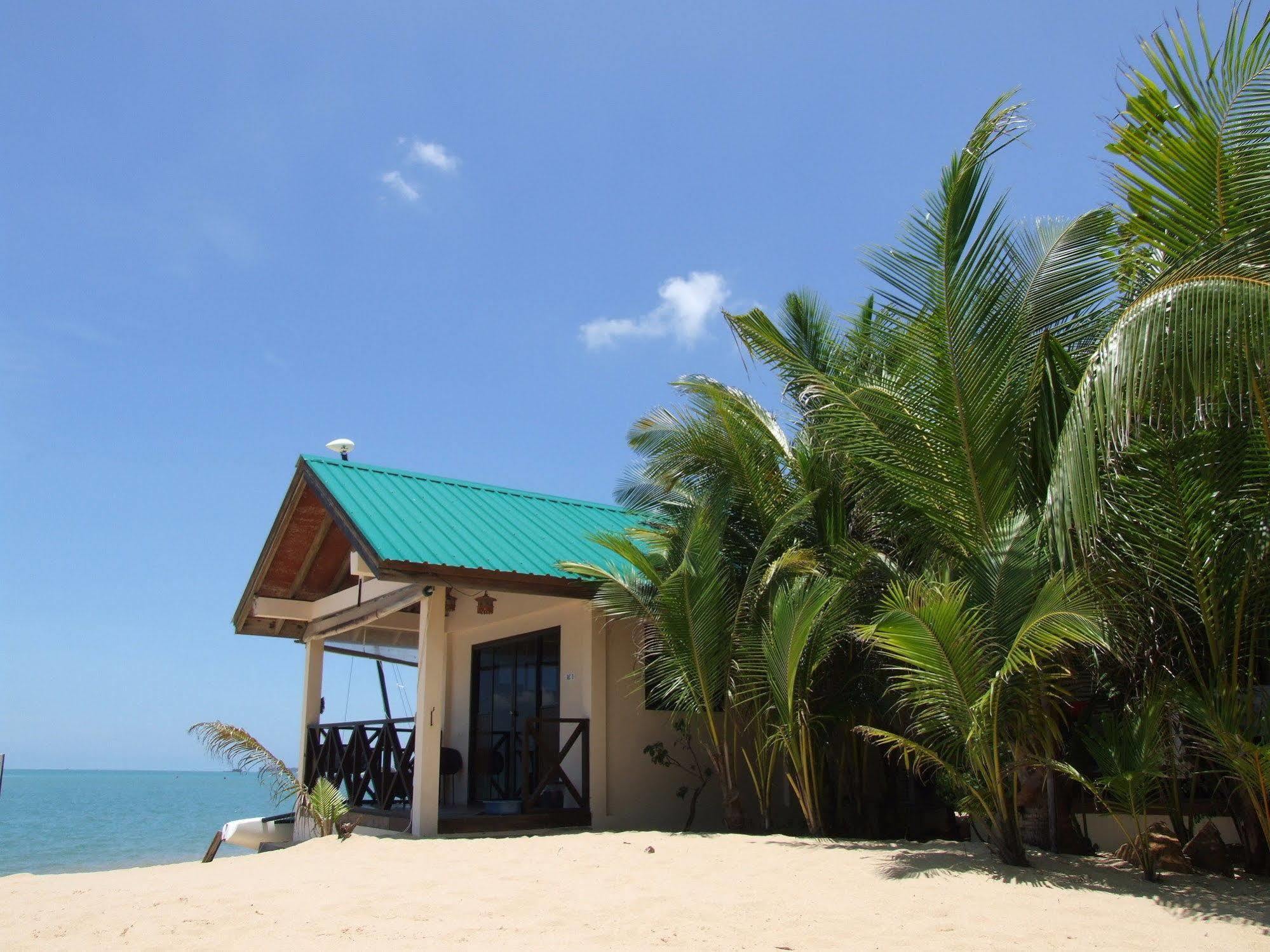 Moonhut 2* Mae Nam
