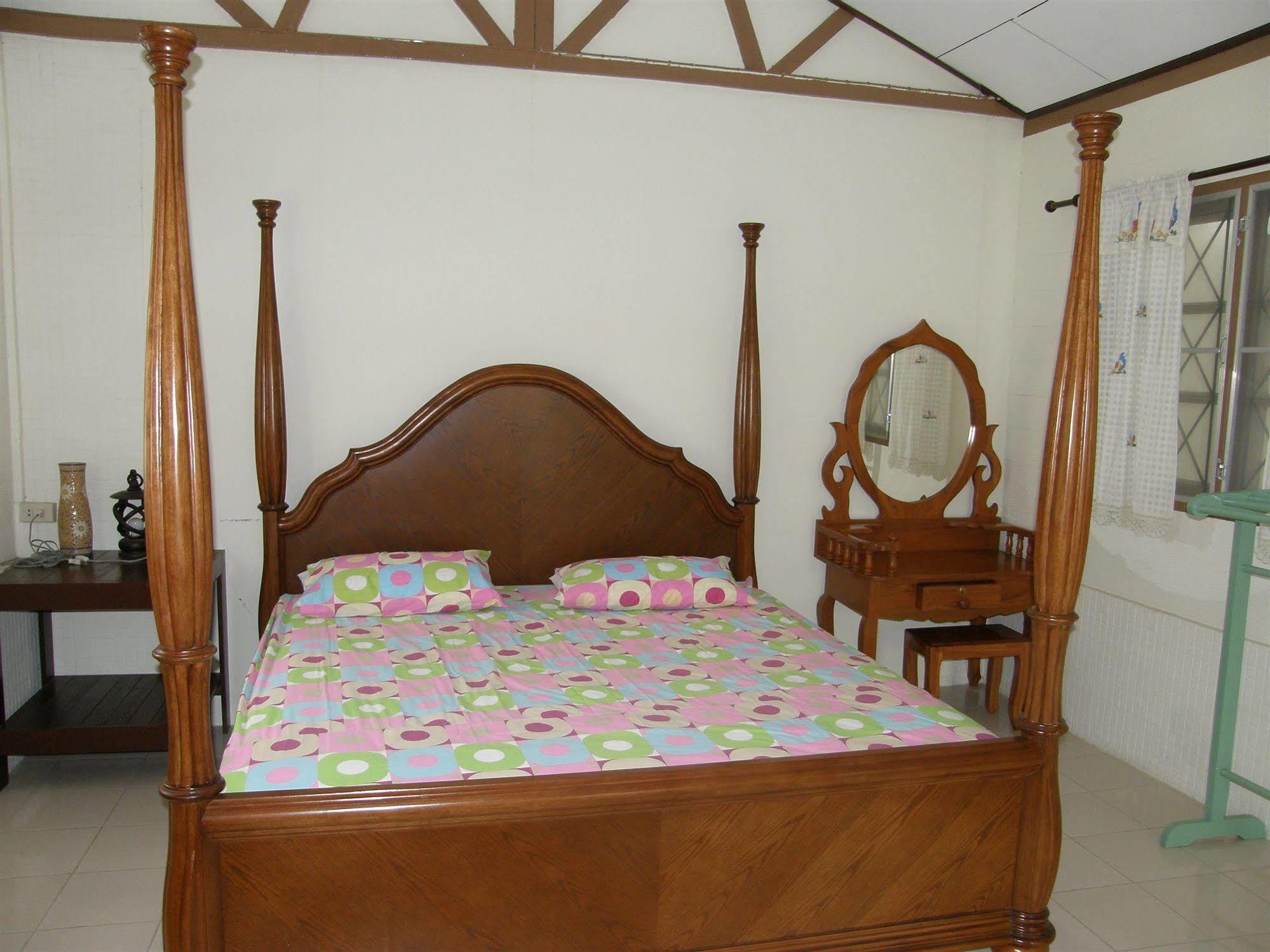 Anchana House