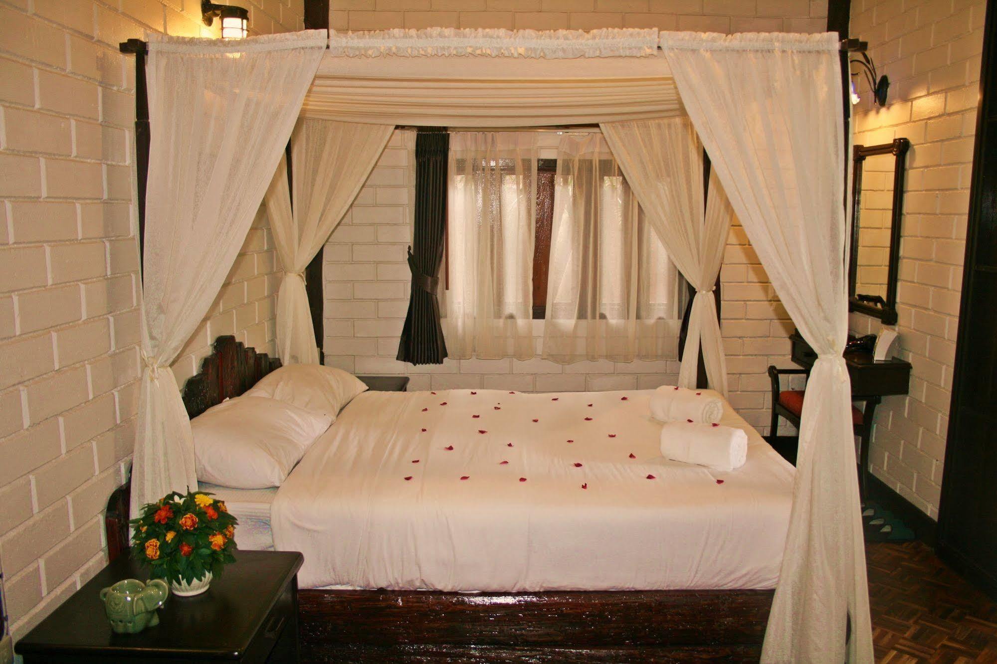 Phu Ing Fah Resort 3*