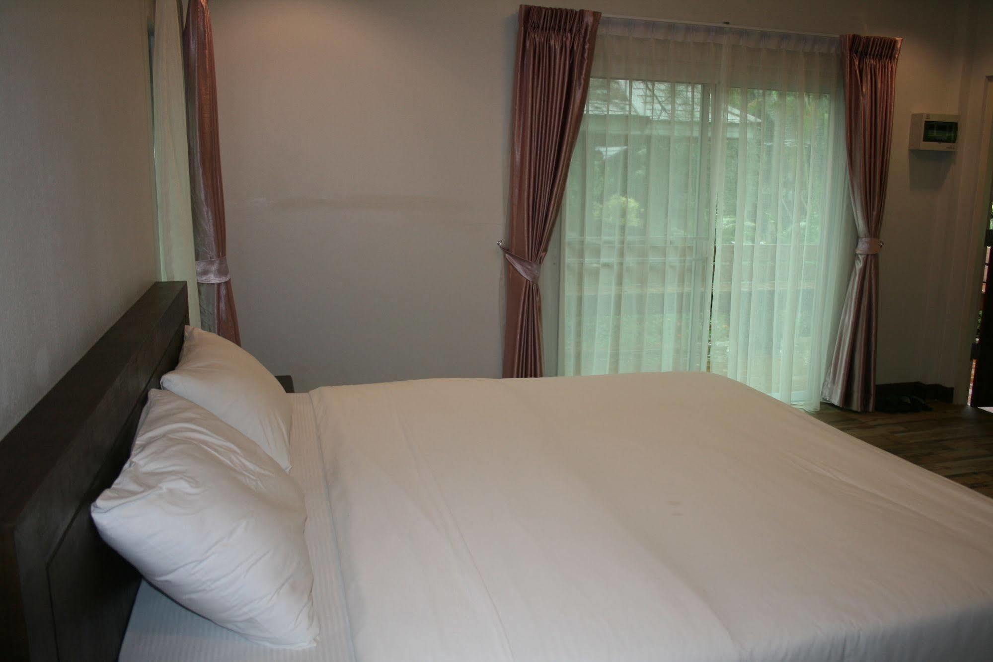 Phu Ing Fah Resort 3*