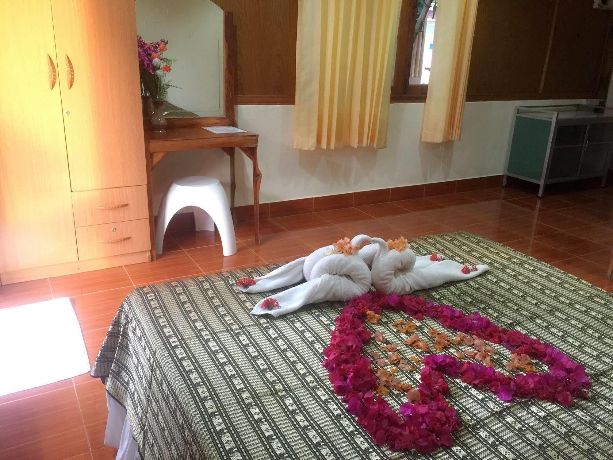 Guest house Poonsap 2*