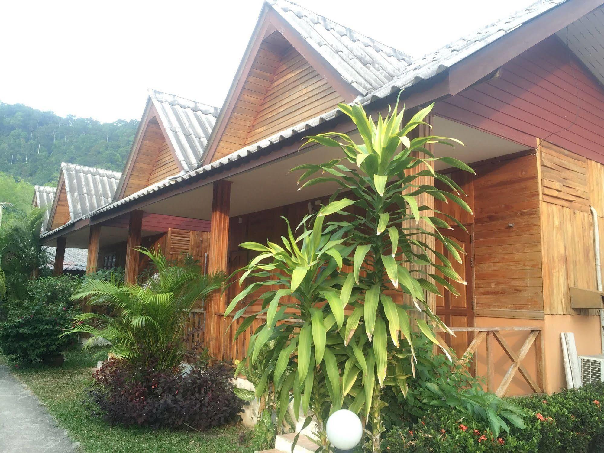 Poonsap Koh Lanta