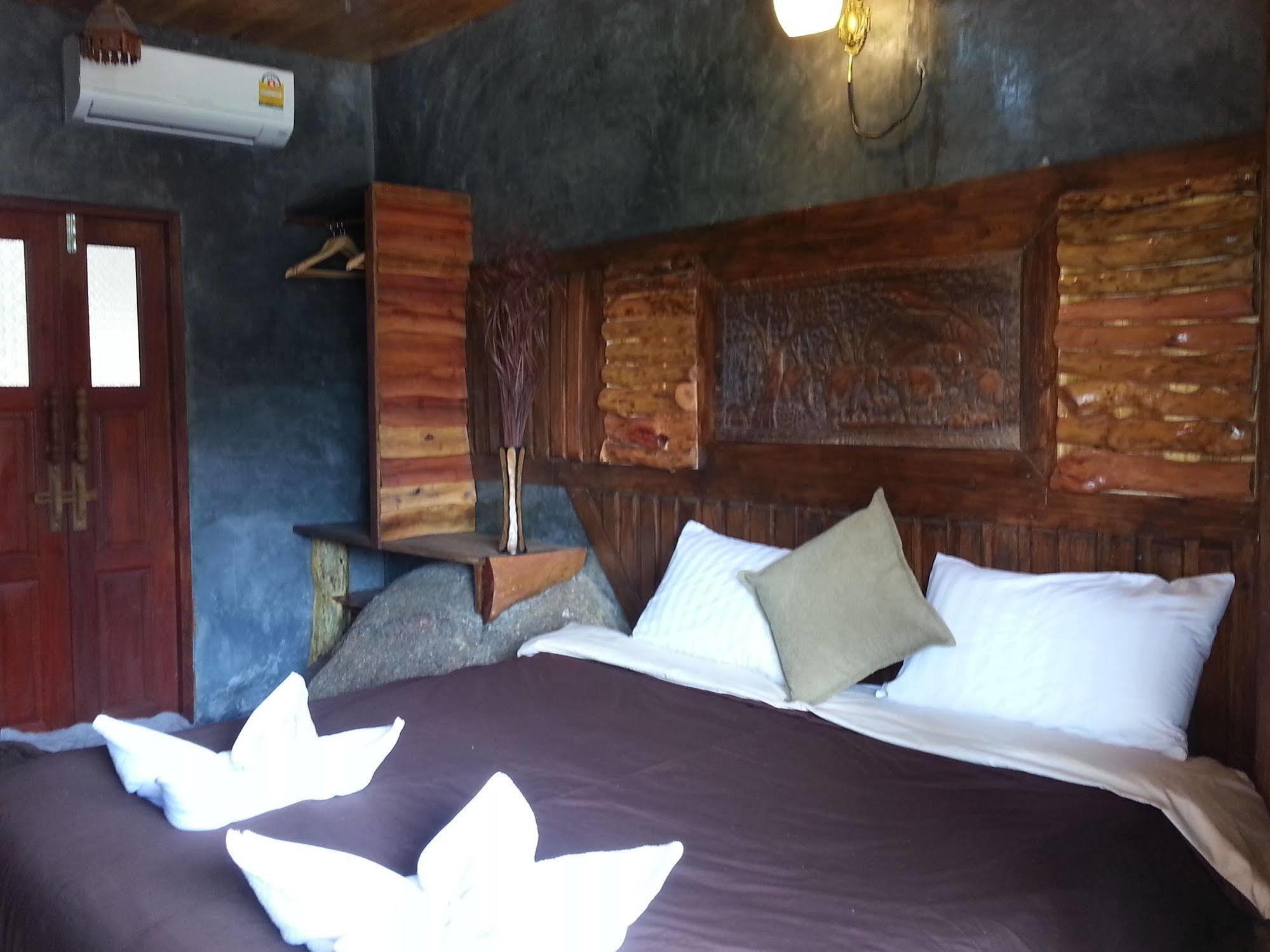 Resort Sea Rock Ko Pha Ngan