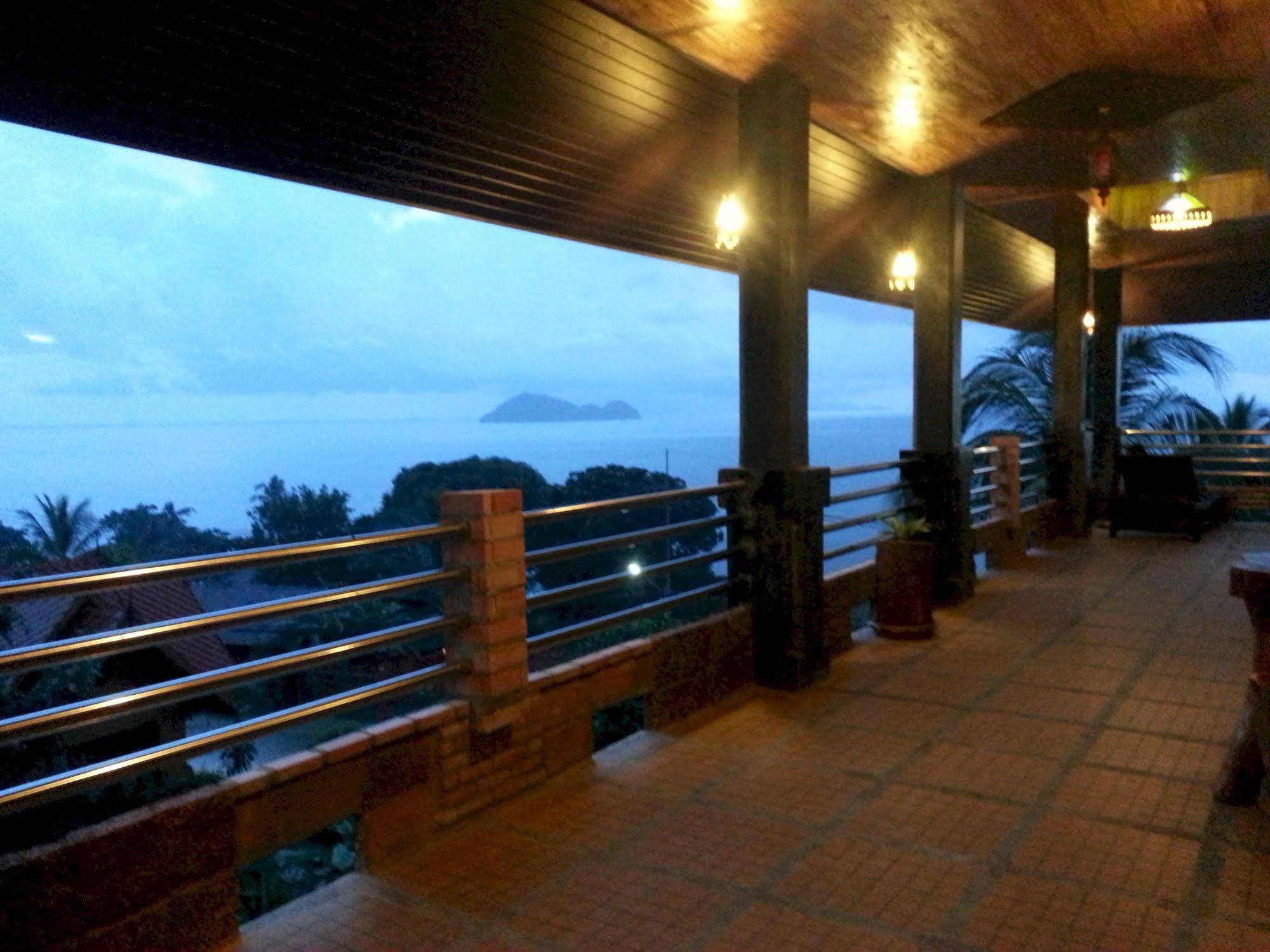 Resort Sea Rock Ko Pha Ngan