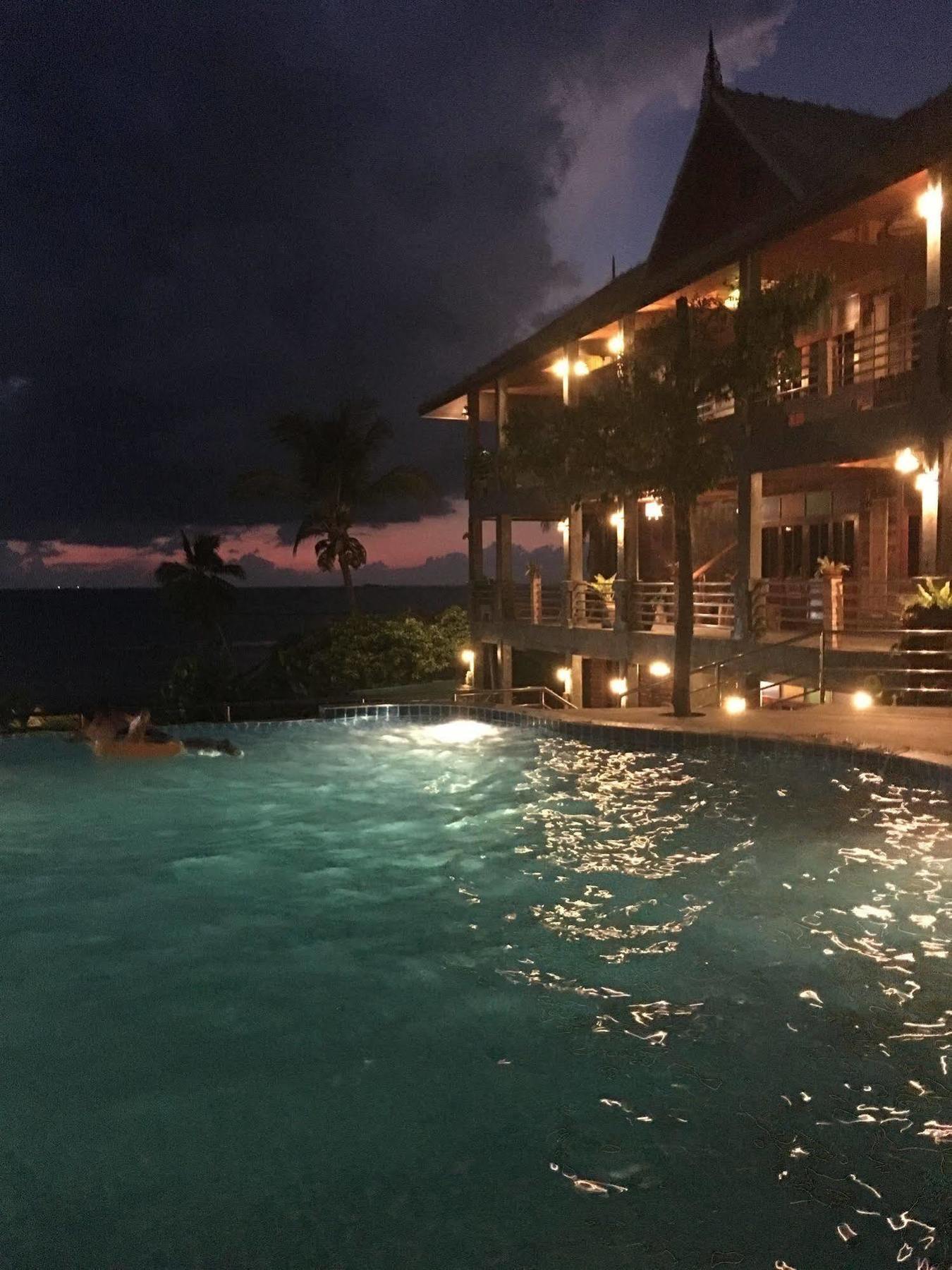 Sea Rock Resort Ko Pha Ngan
