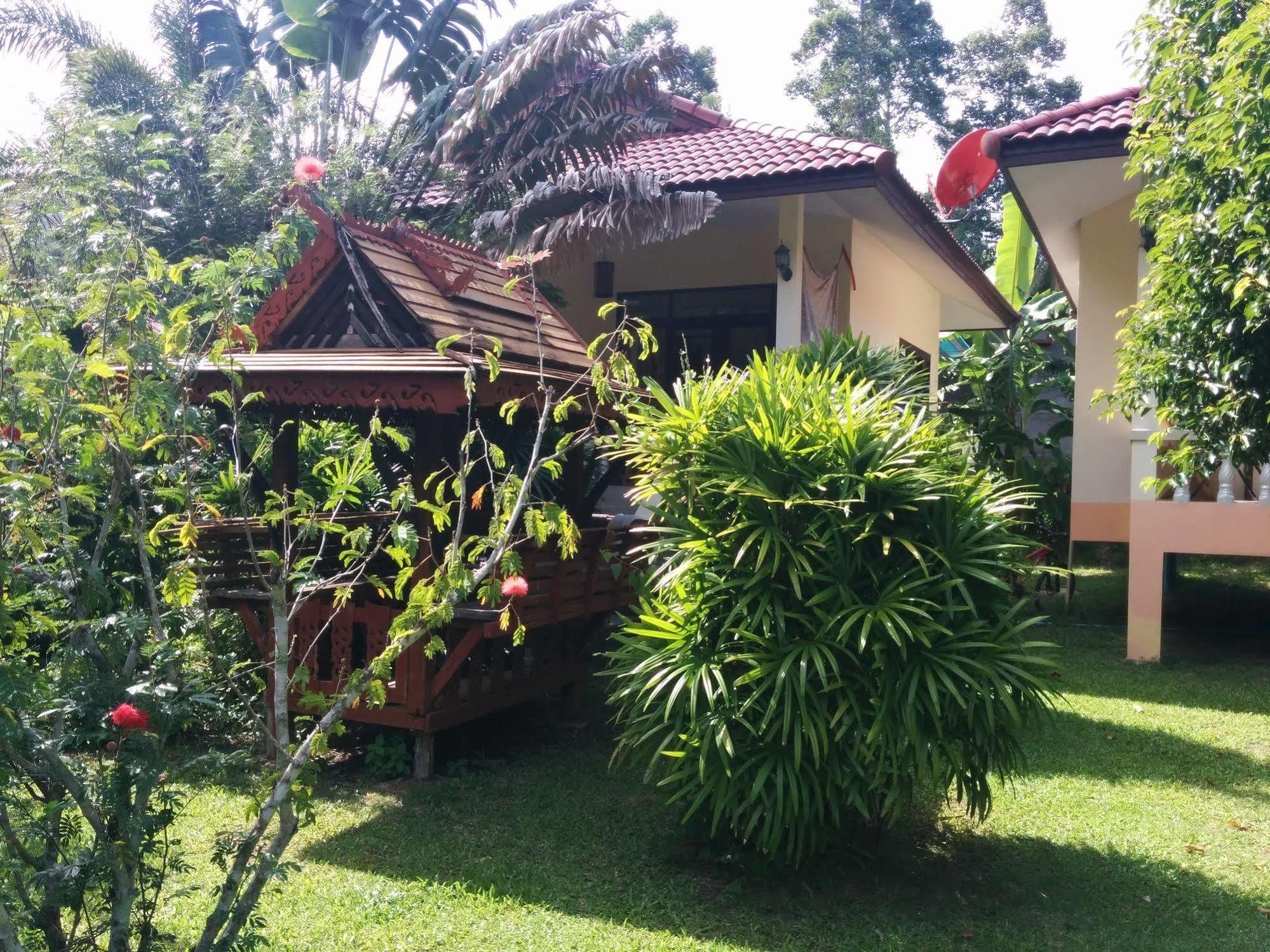 Paradise Garden Hotel