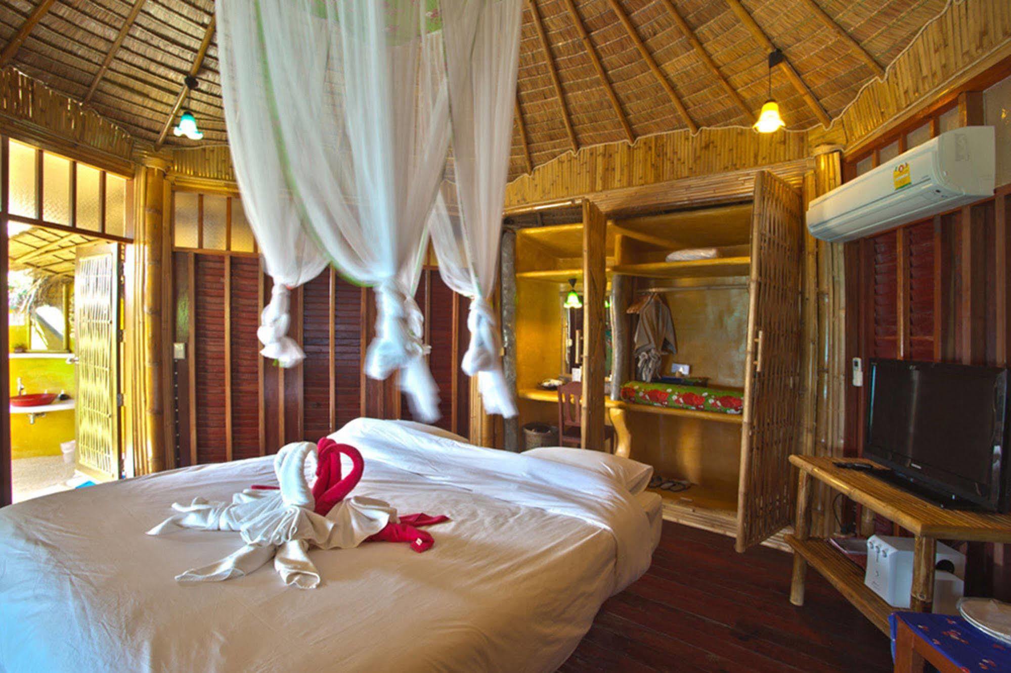 Bamboo Huts Resort