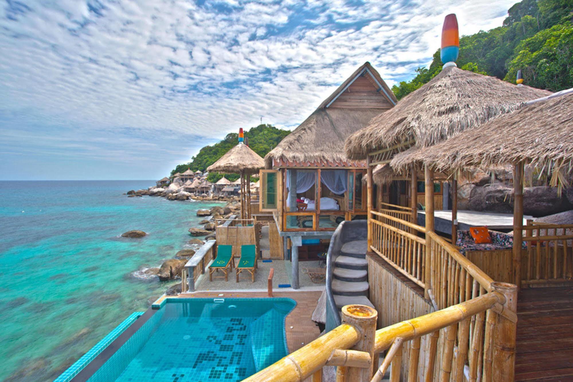 Resort Bamboo Huts 3*