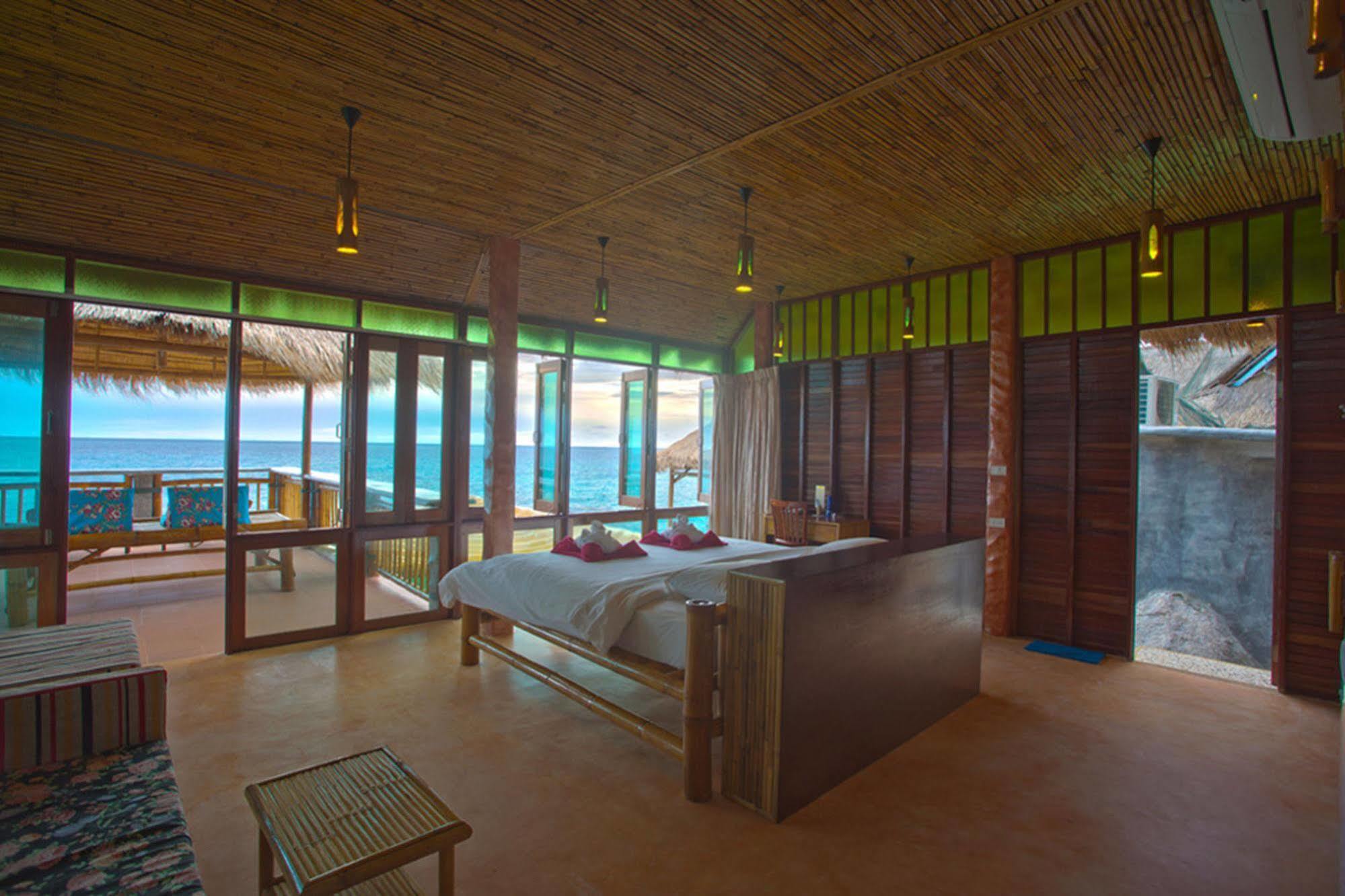 Resort Bamboo Huts