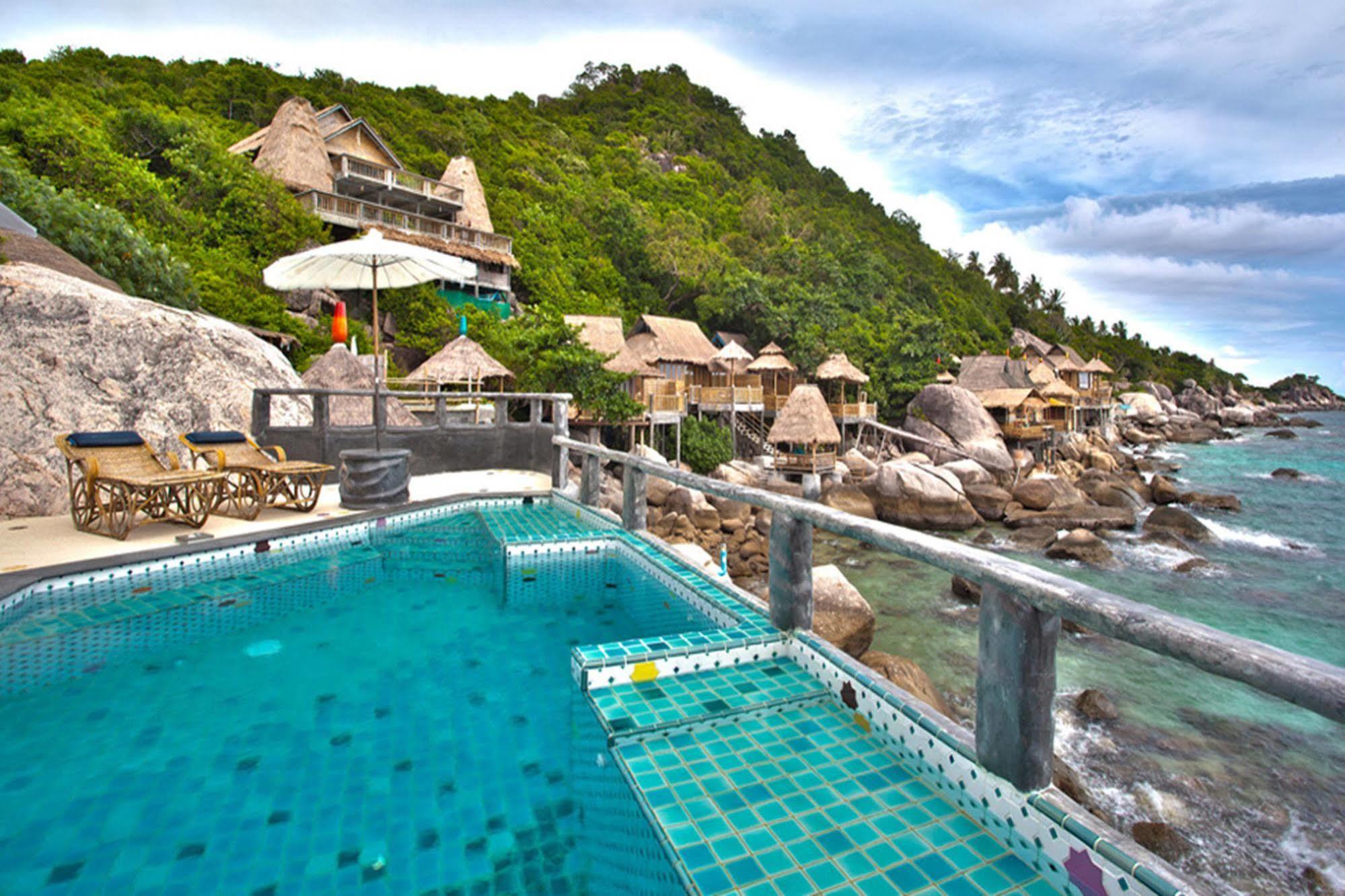 Resort Bamboo Huts 3*