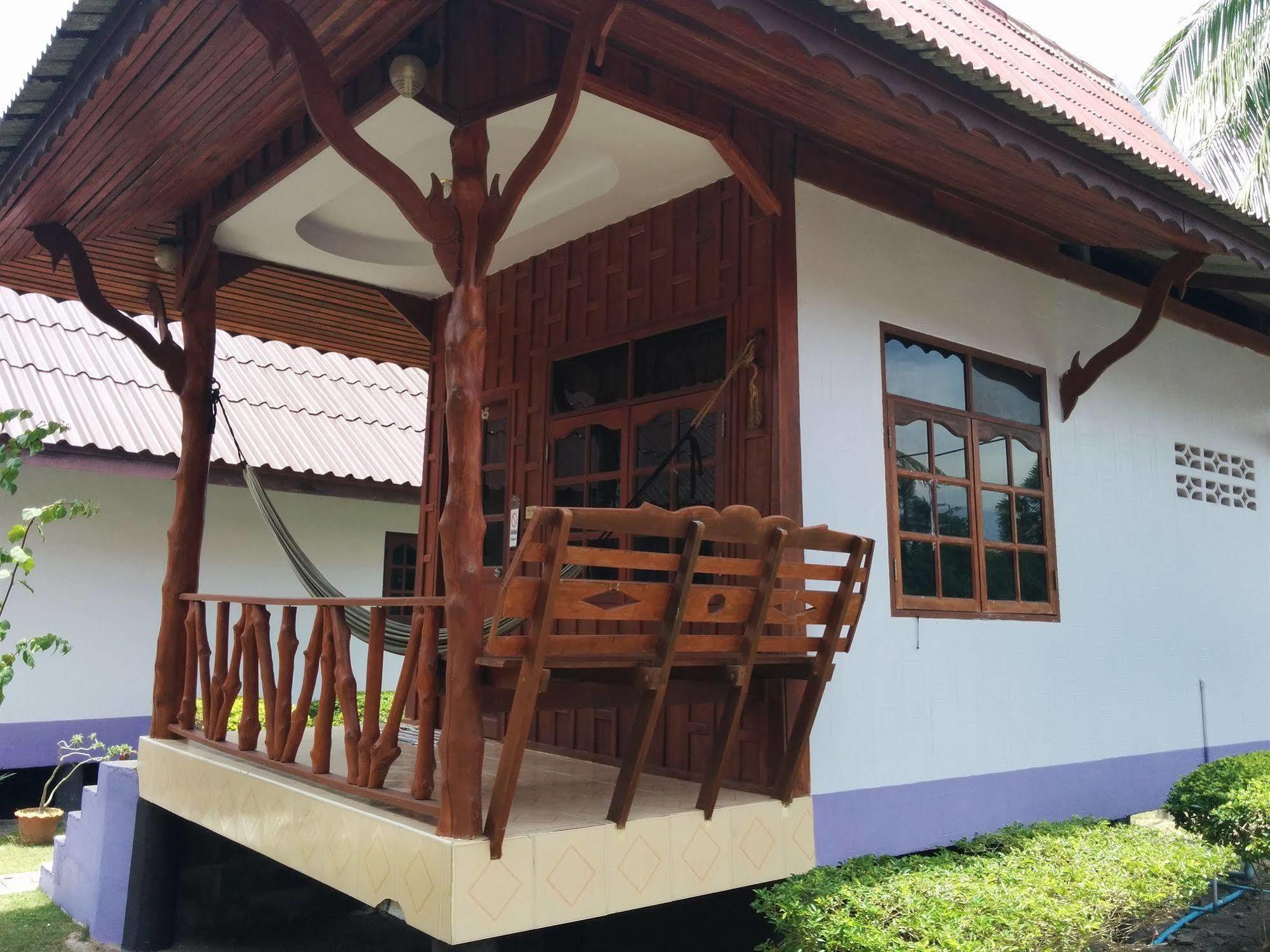 Ban Tai Resort 2* Baan Tai