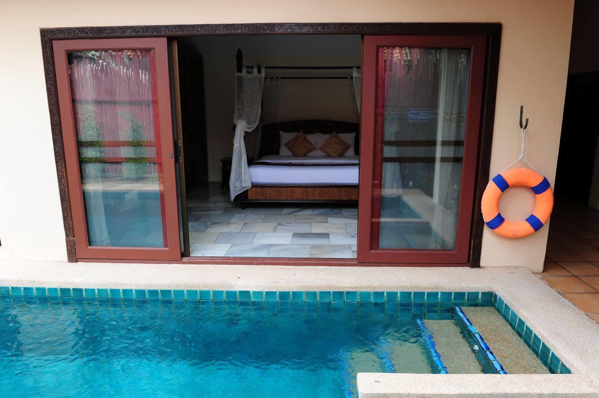 Resort Napalai Pool Pattaya