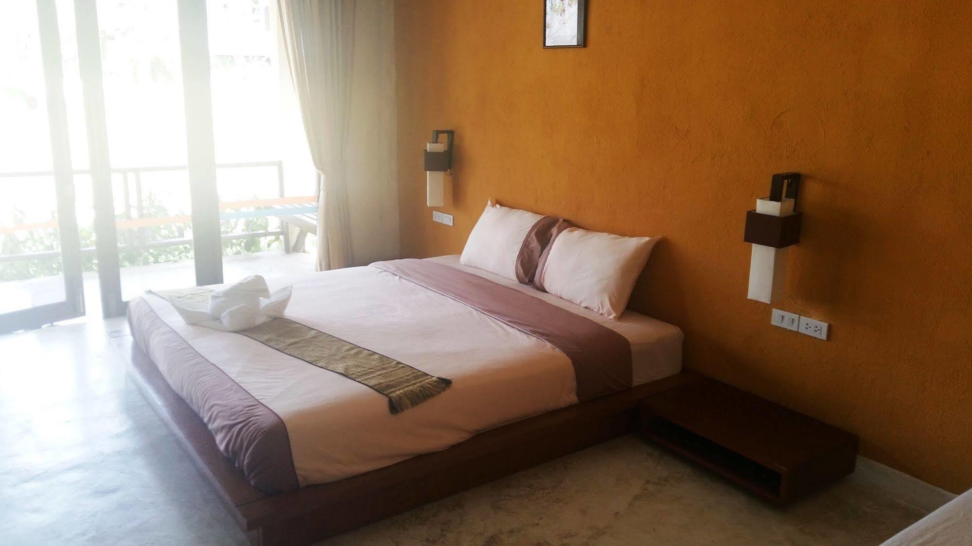 Diamond Village 2* Pai