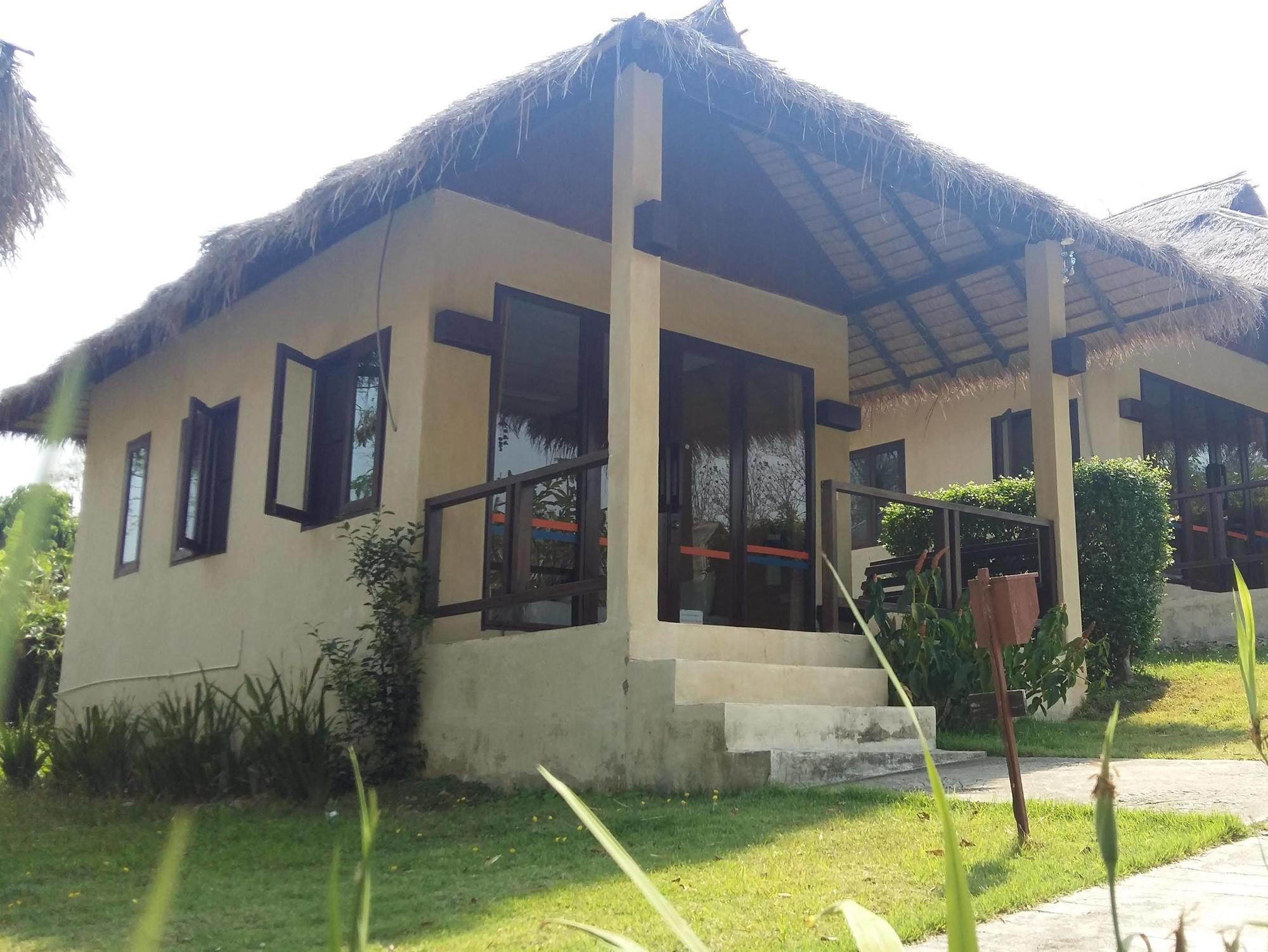 Inn Diamond Village Pai