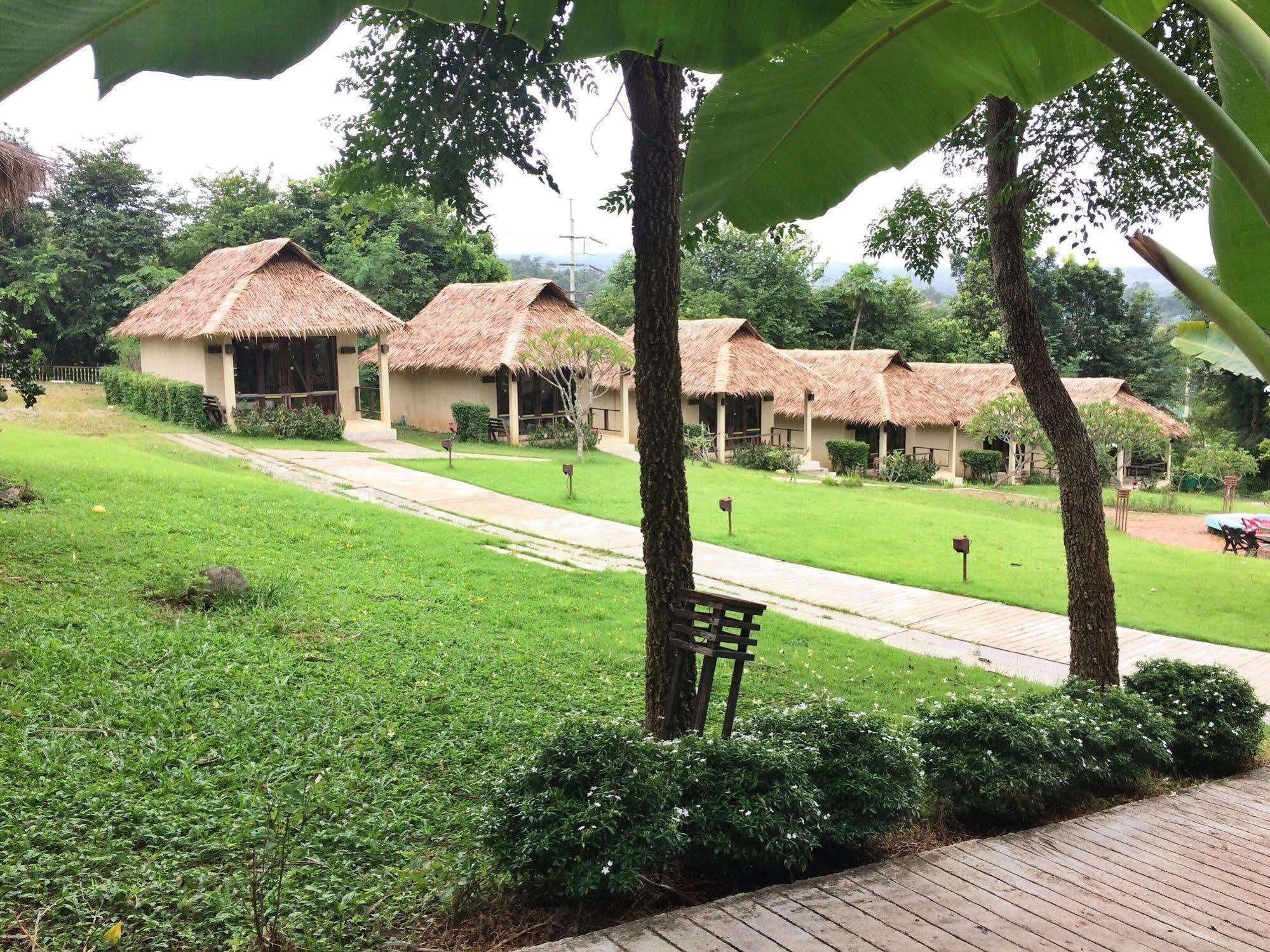 Diamond Village Inn 2*