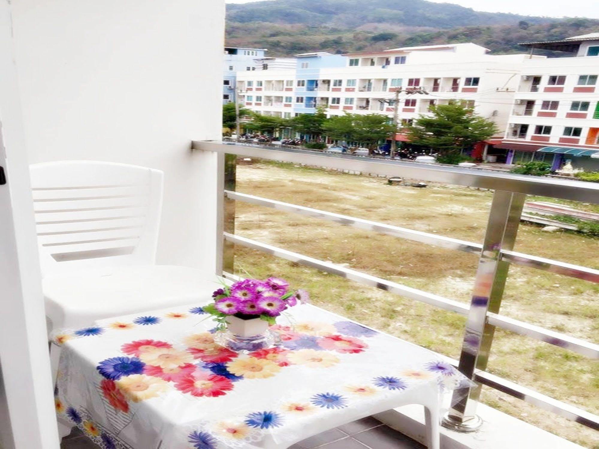 Guest house Swiss House Patong