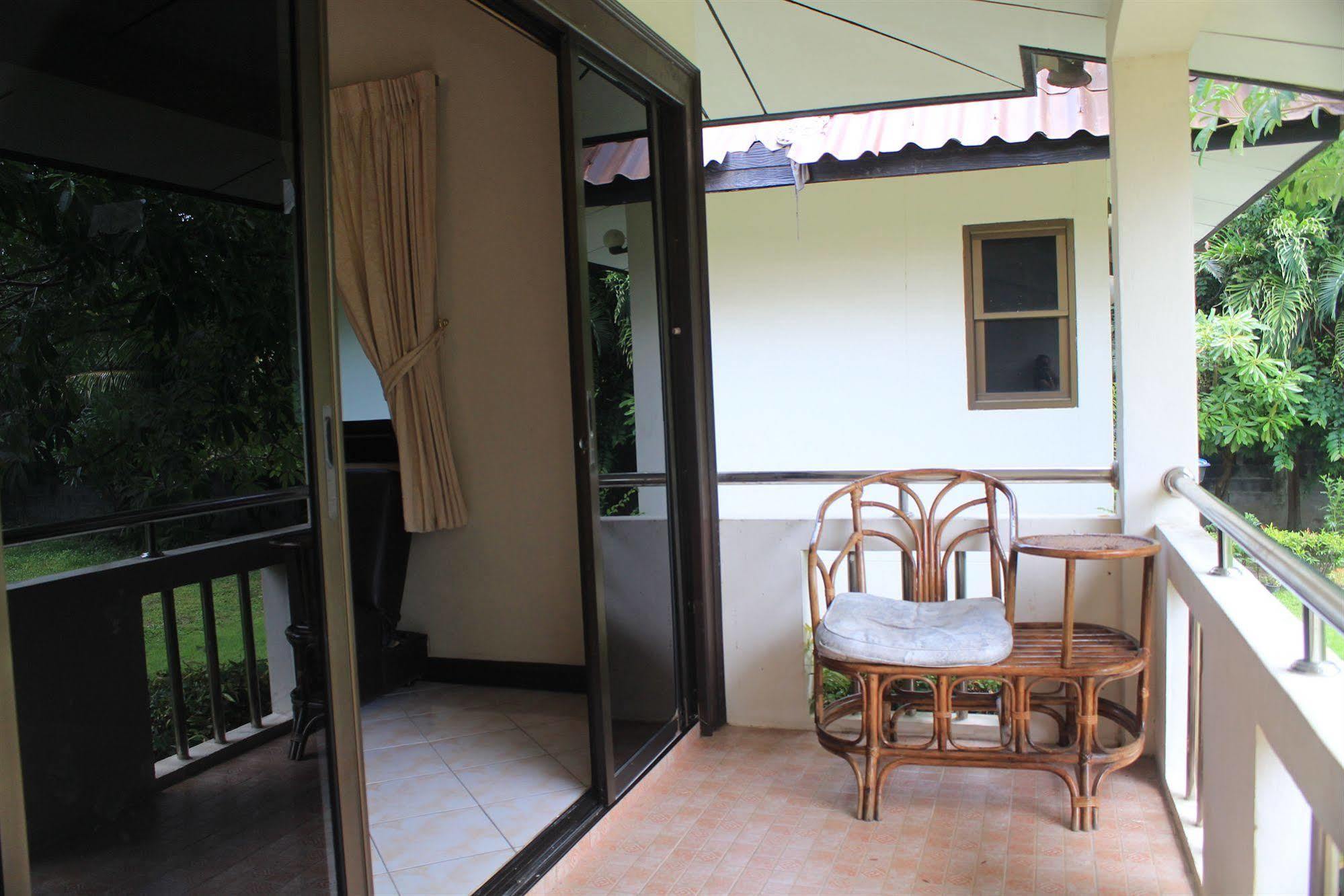 Baan Suan Resort