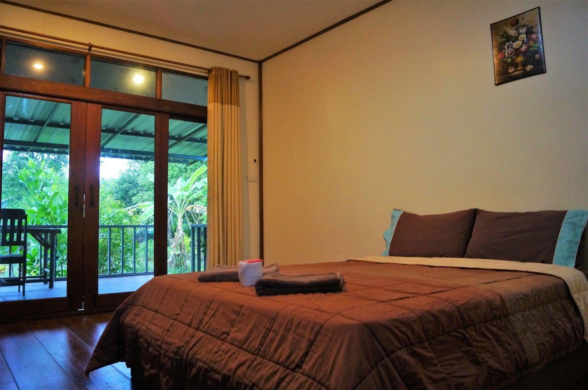 Phangan Farm Hotel