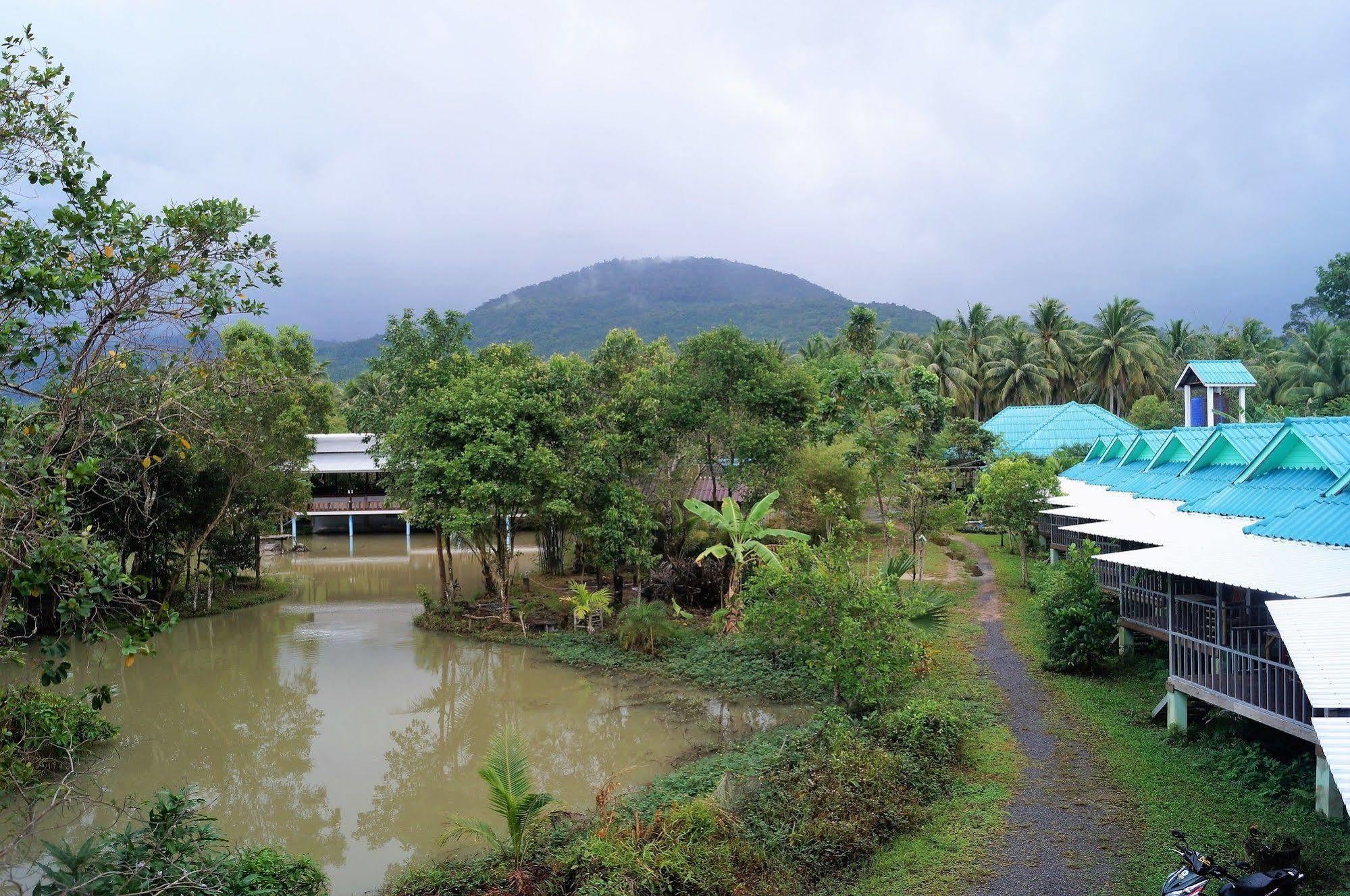 Phangan Farm Hotel Ko Pha Ngan