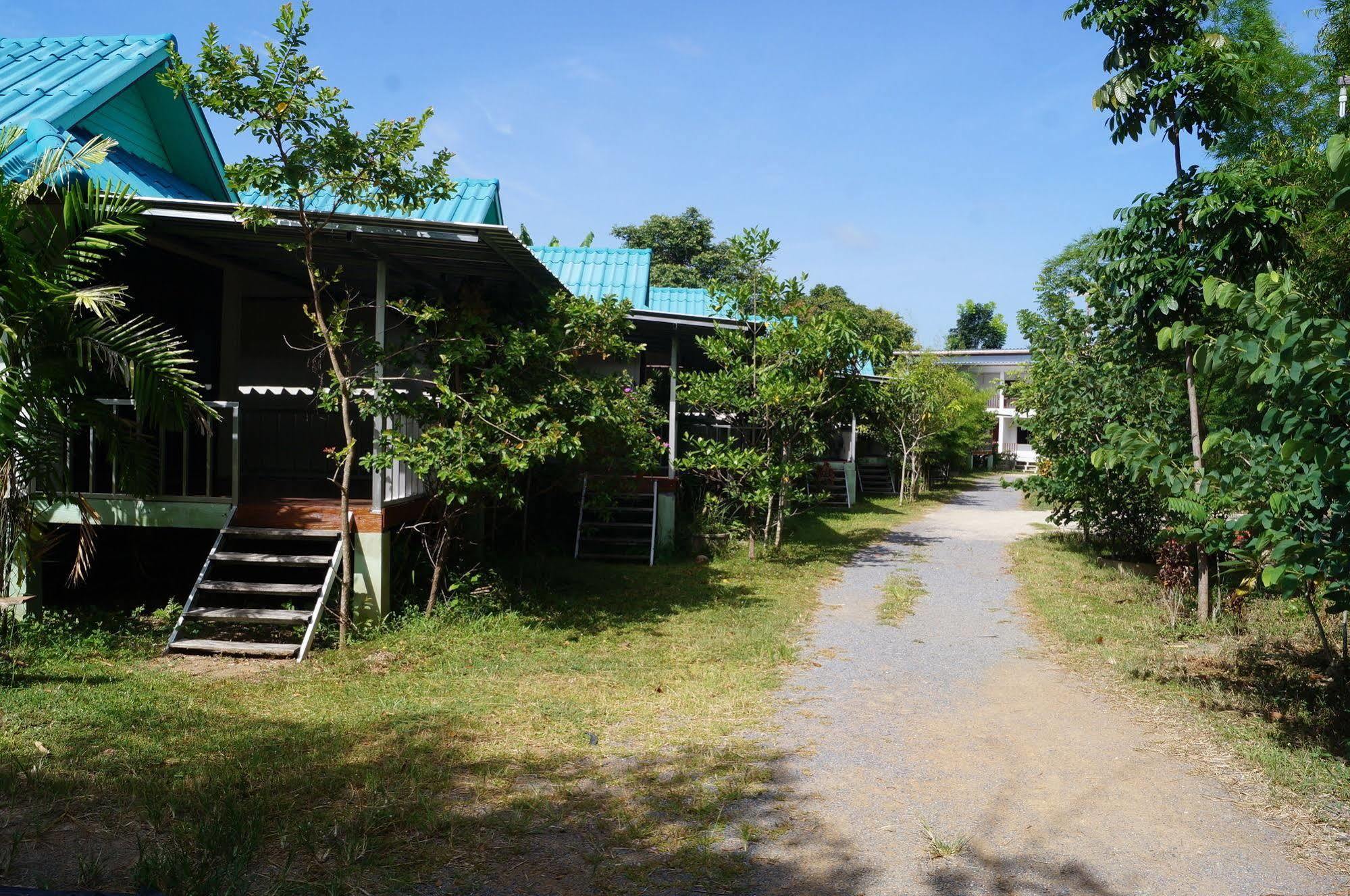 Phangan Farm Hotel Ko Pha Ngan